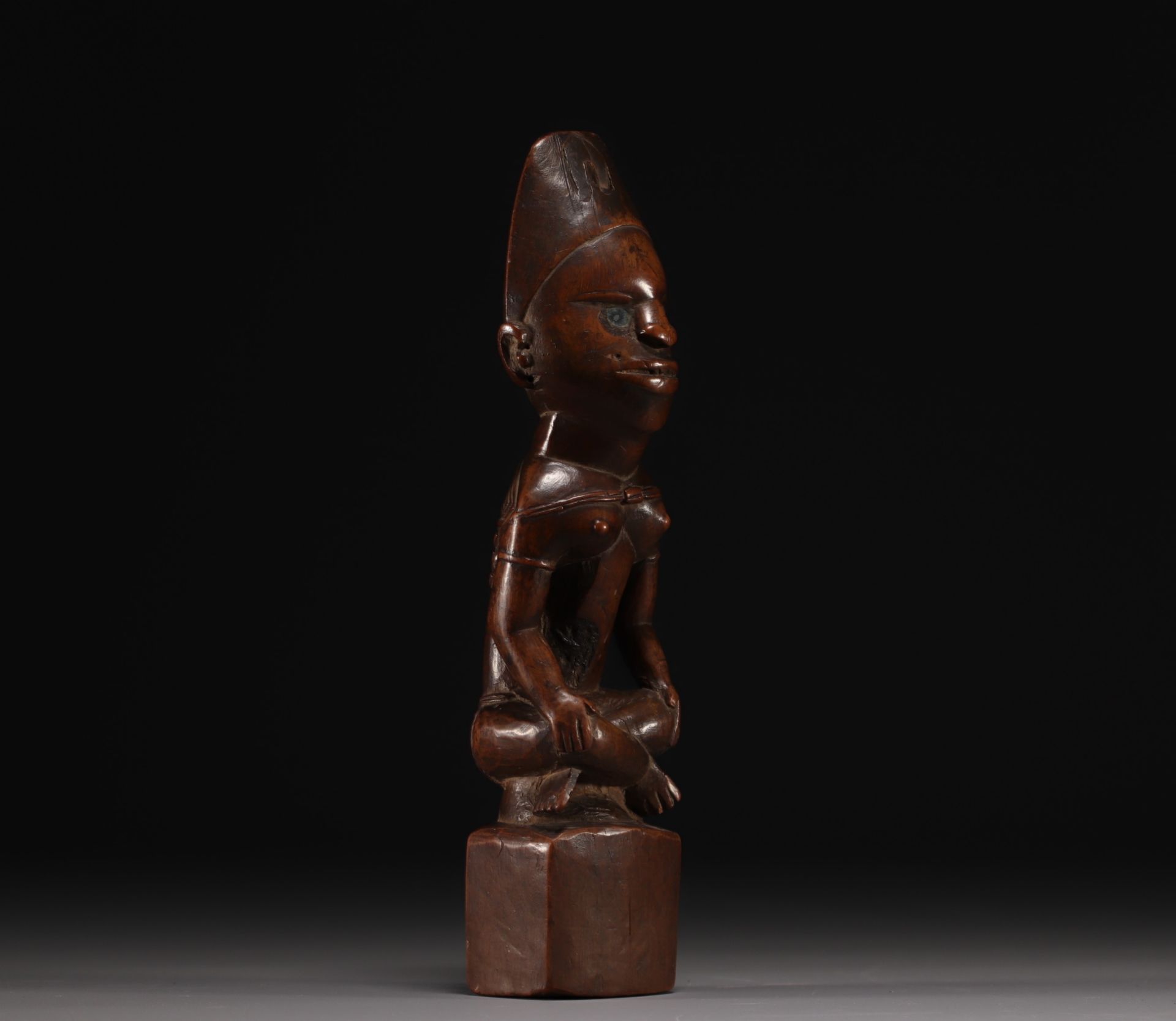 Female figure - Yombe - Rep.dem.Congo - Image 4 of 5