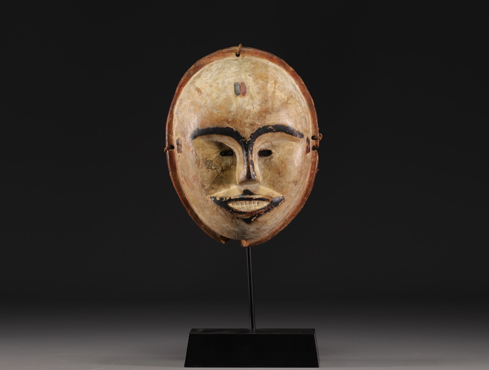 Ancient Igbo mask - Nigeria - Bild 5 aus 6