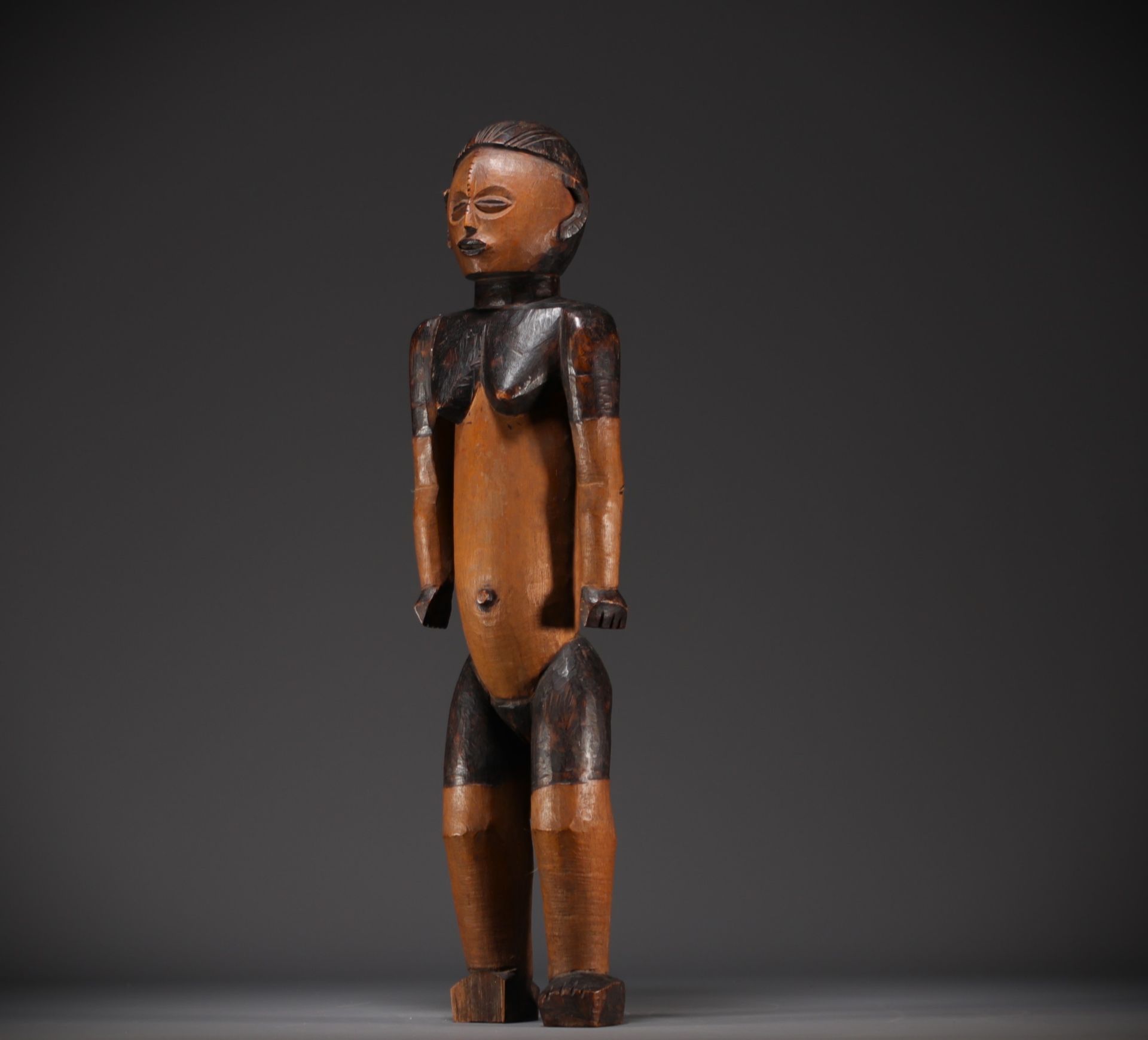 Large Mbanza or Ngbaka figure collected around 1900 - Rep.Dem.Congo