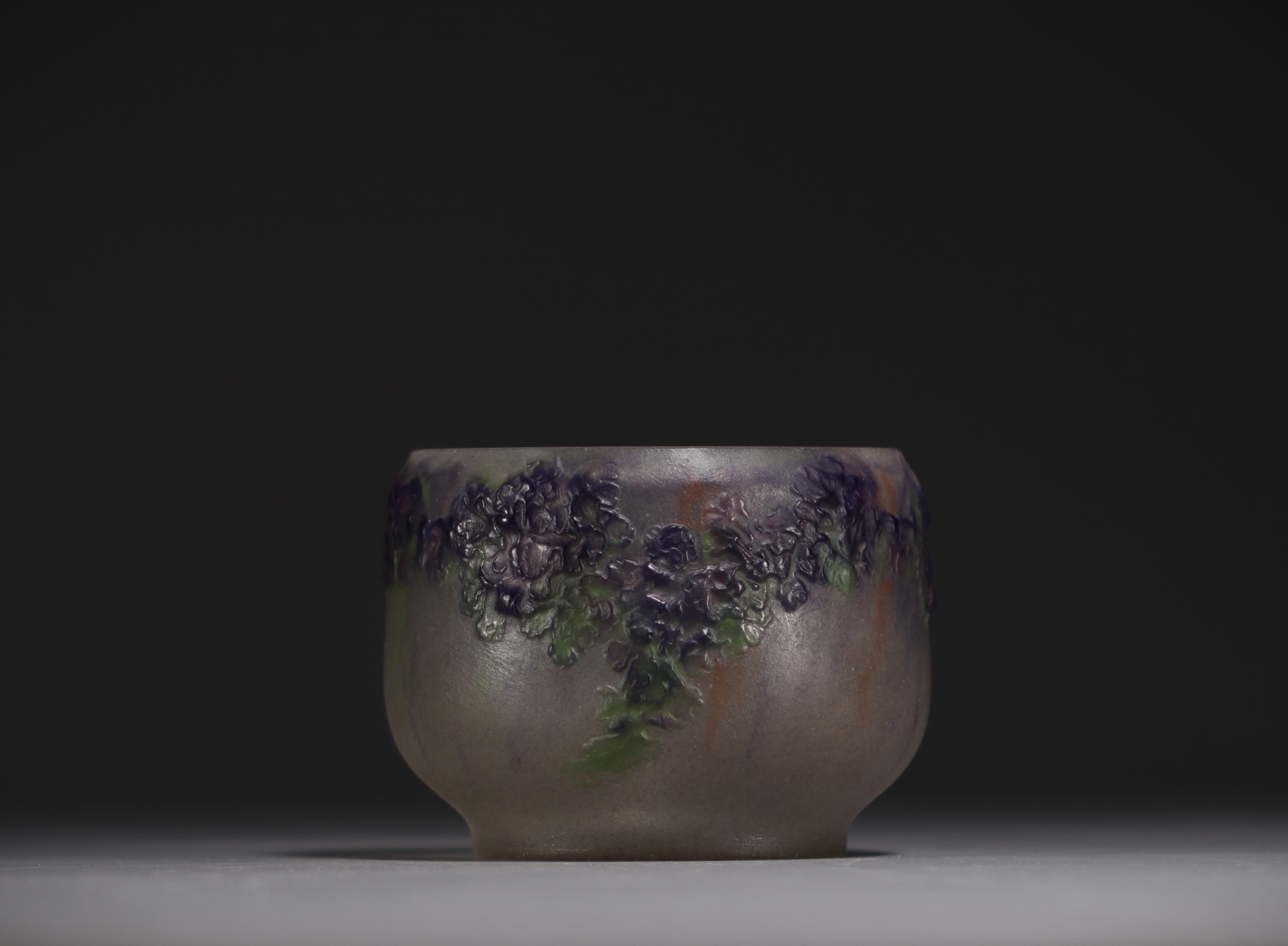 Gabriel ARGY-ROUSSEAU (1885-1953) "Lichen" pate de verre vase circa 1919. Signed. - Image 3 of 4