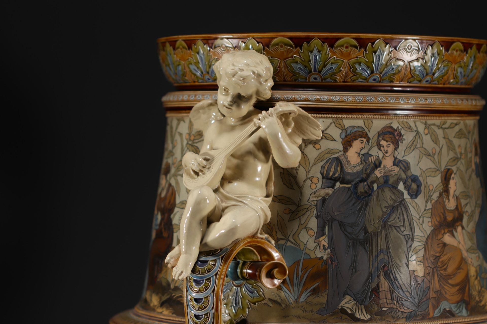 Villeroy & Boch Mettlach - Imposing and rare ceramic planter with figures on a mahogany saddle. Circ - Image 8 of 10