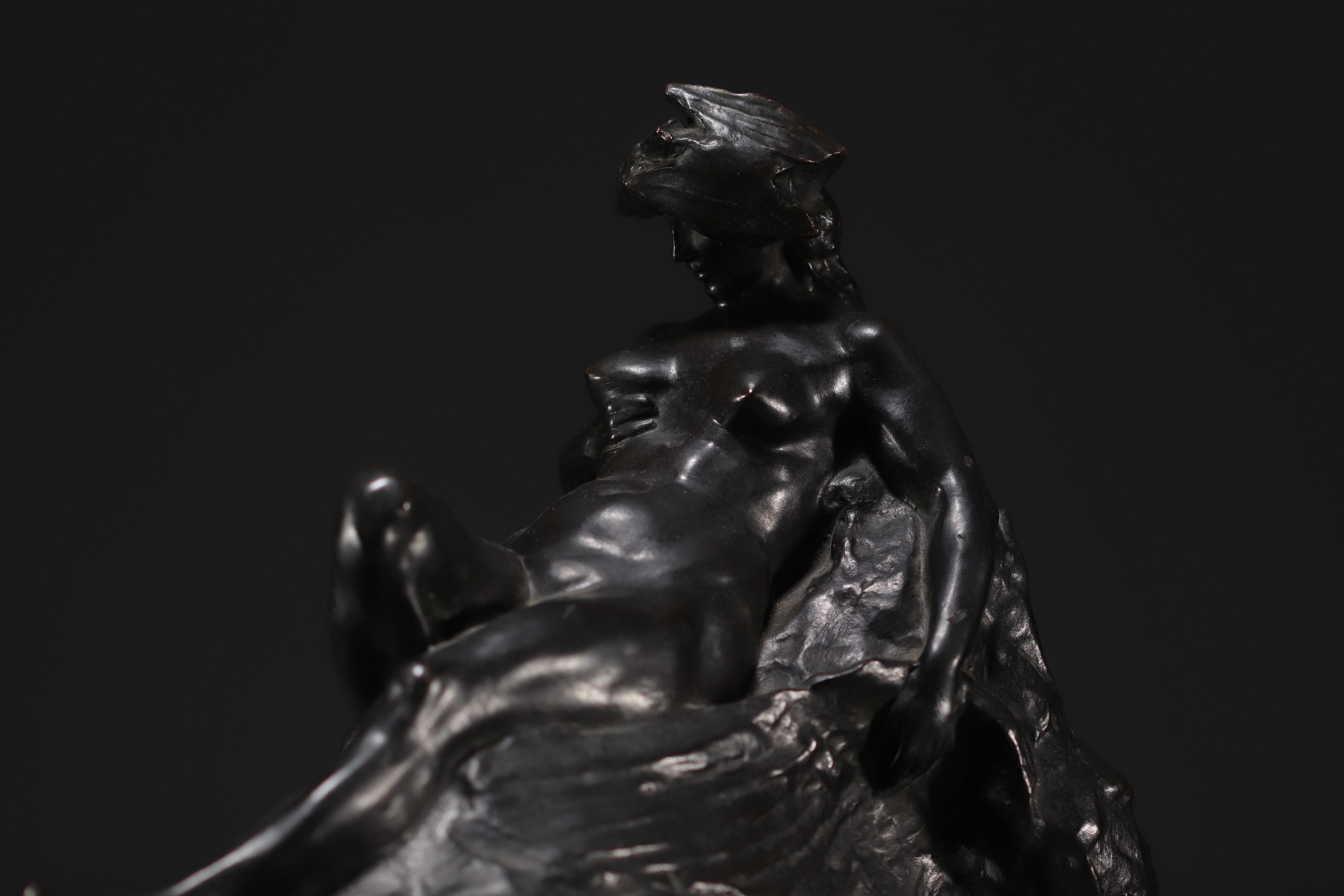 Auguste PUTTEMANS (1866-1922) "Jeune femme nue a la pantheres" Sculpture in bronze with black patina - Image 4 of 6