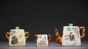 Jules VIEILLARD & Cie - Amedee DE CARANZA attributed to. - Fine earthenware tea service with Japanes