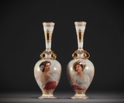 Old Vienna - Pair of porcelain vases decorated with portraits of elegant ladies, late 19th century.