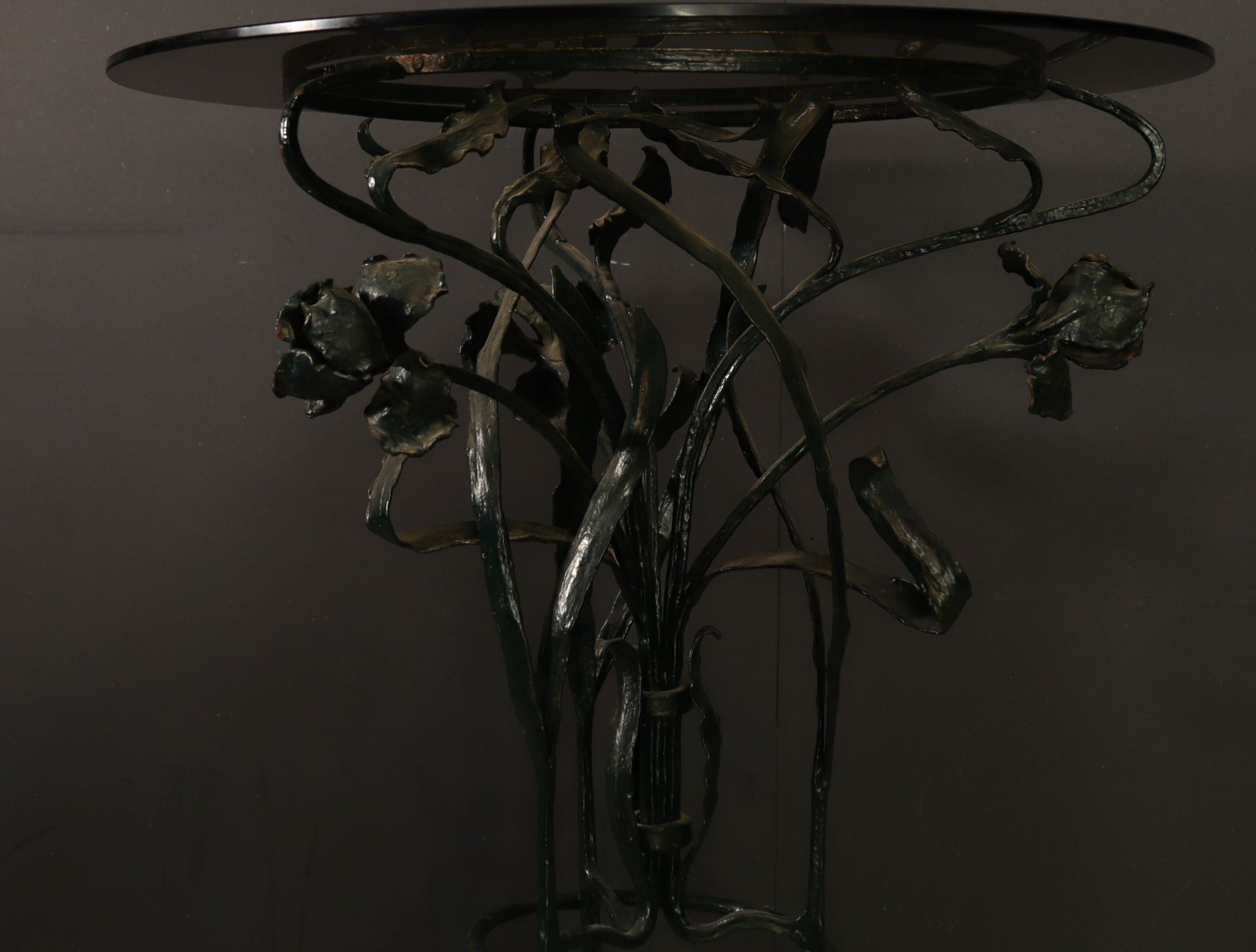 Glass table with floral wrought iron base, Art Nouveau period. - Image 3 of 3
