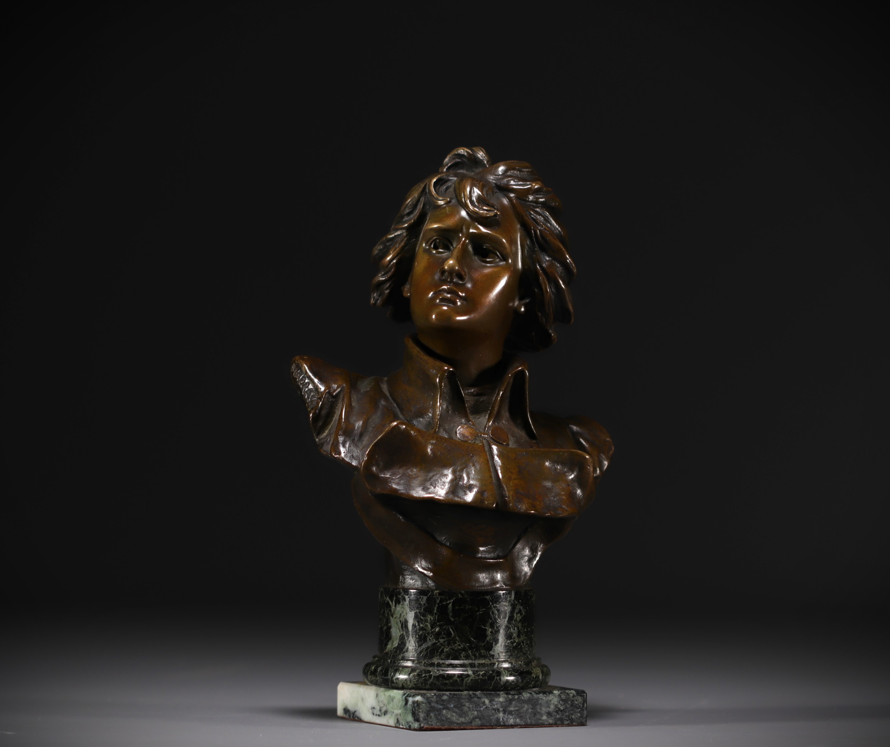 Lucas MADRASSI (1848-1919) "Young Napoleon Bonaparte" Bust in bronze with brown patina.