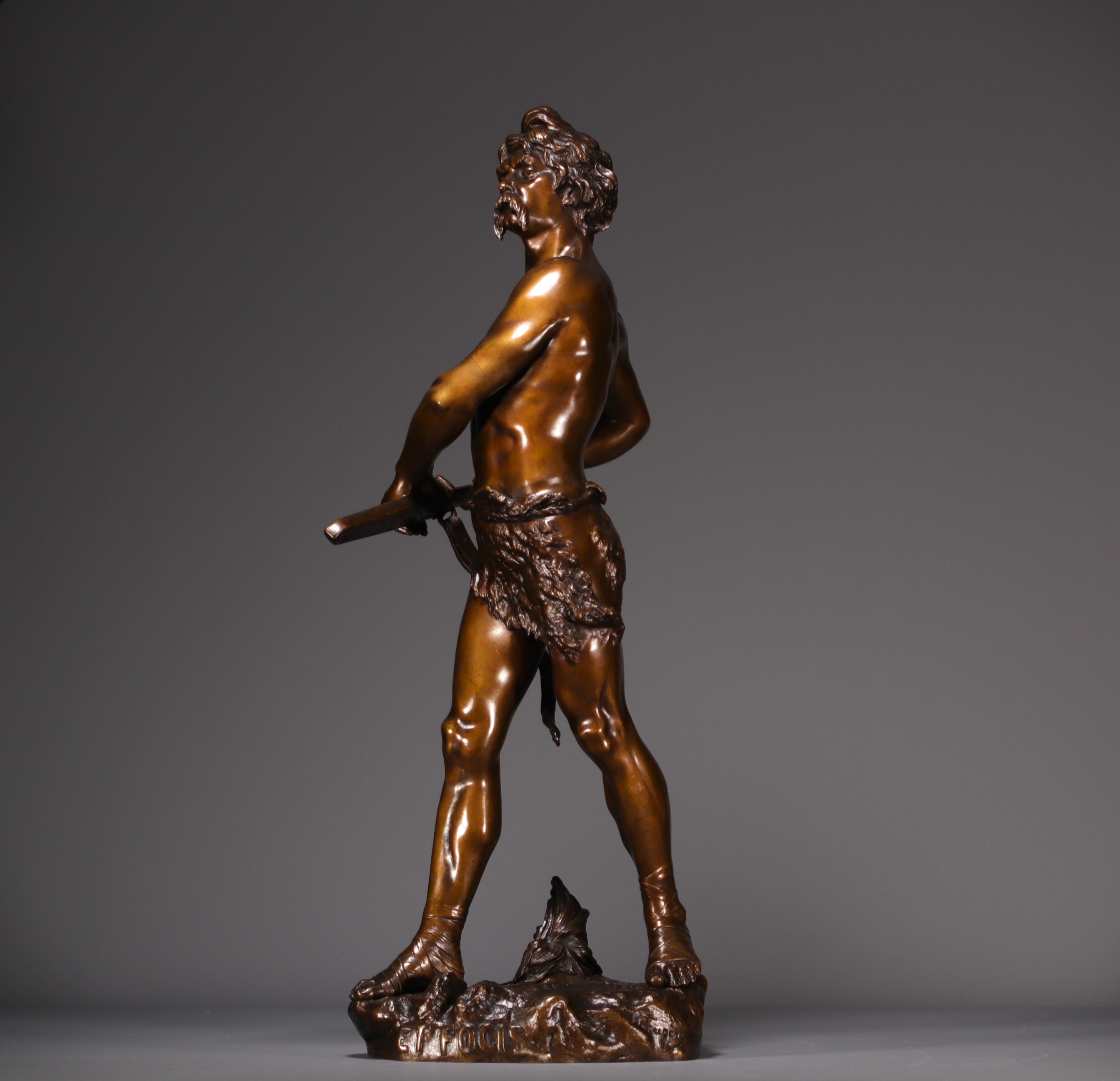 Henri FUGERE (1872-1944) "PRO ARIS ET FOCIS" Statue in bronze with shaded patina. - Image 4 of 6