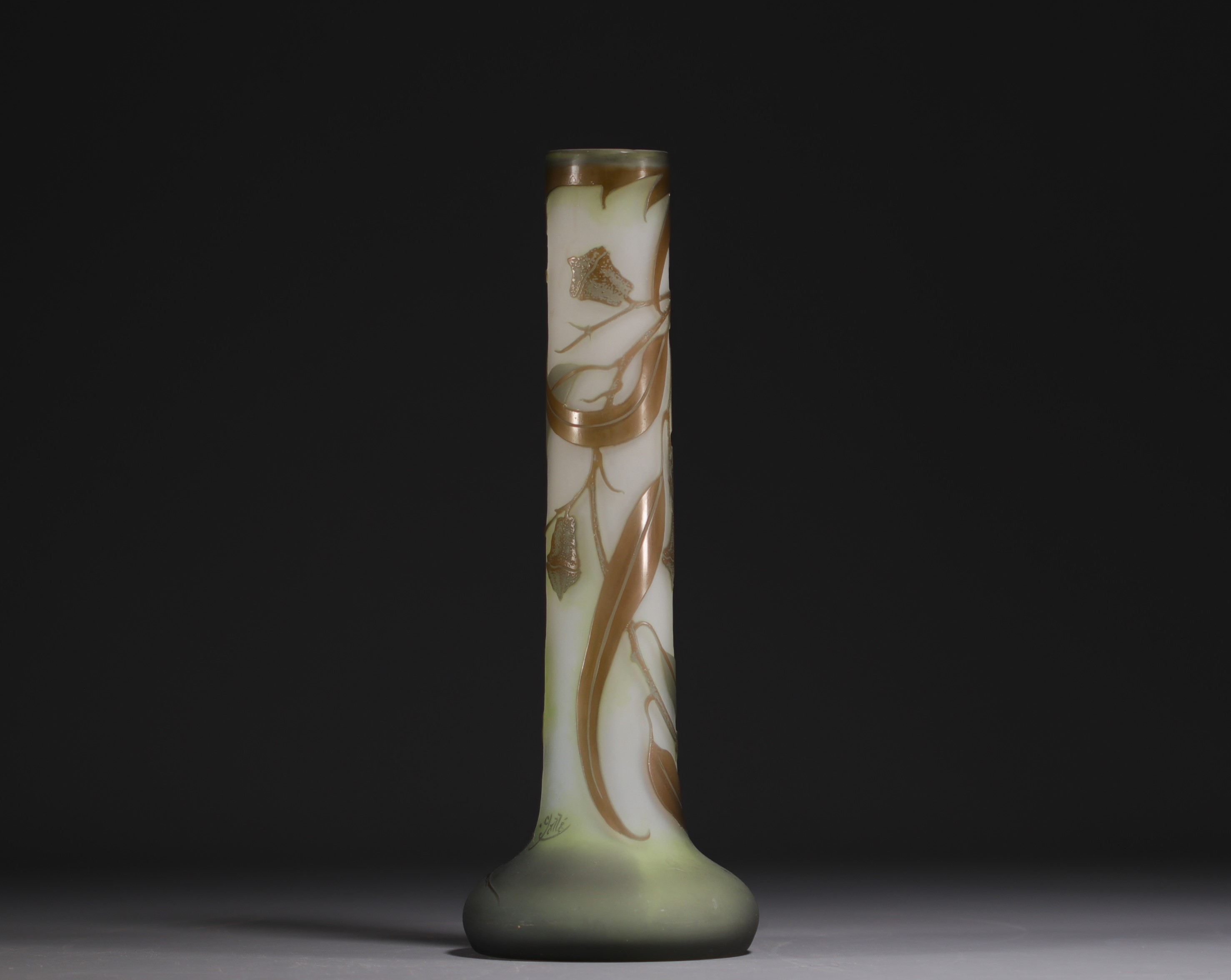 Etablissements Emile GALLE (1846-1904) Acid-etched multi-layered glass vase with eucalyptus decorati - Image 3 of 5