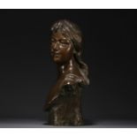 Jef LAMBEAUX (1852-1908) Bronze bust of a young woman