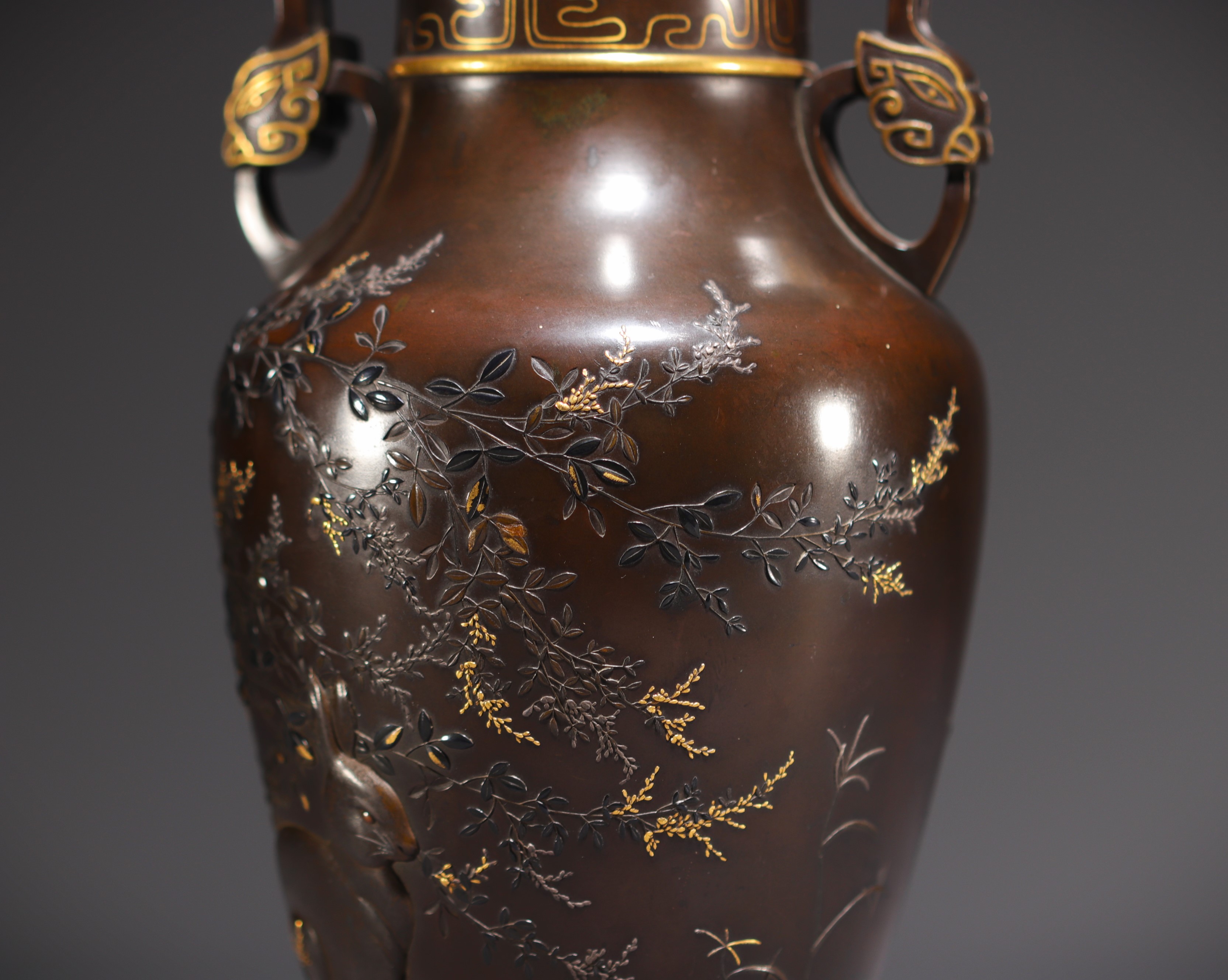 Japan - A Meiji period ormolu tripod vase with rabbit and foliage decoration, 19th century. - Image 6 of 6