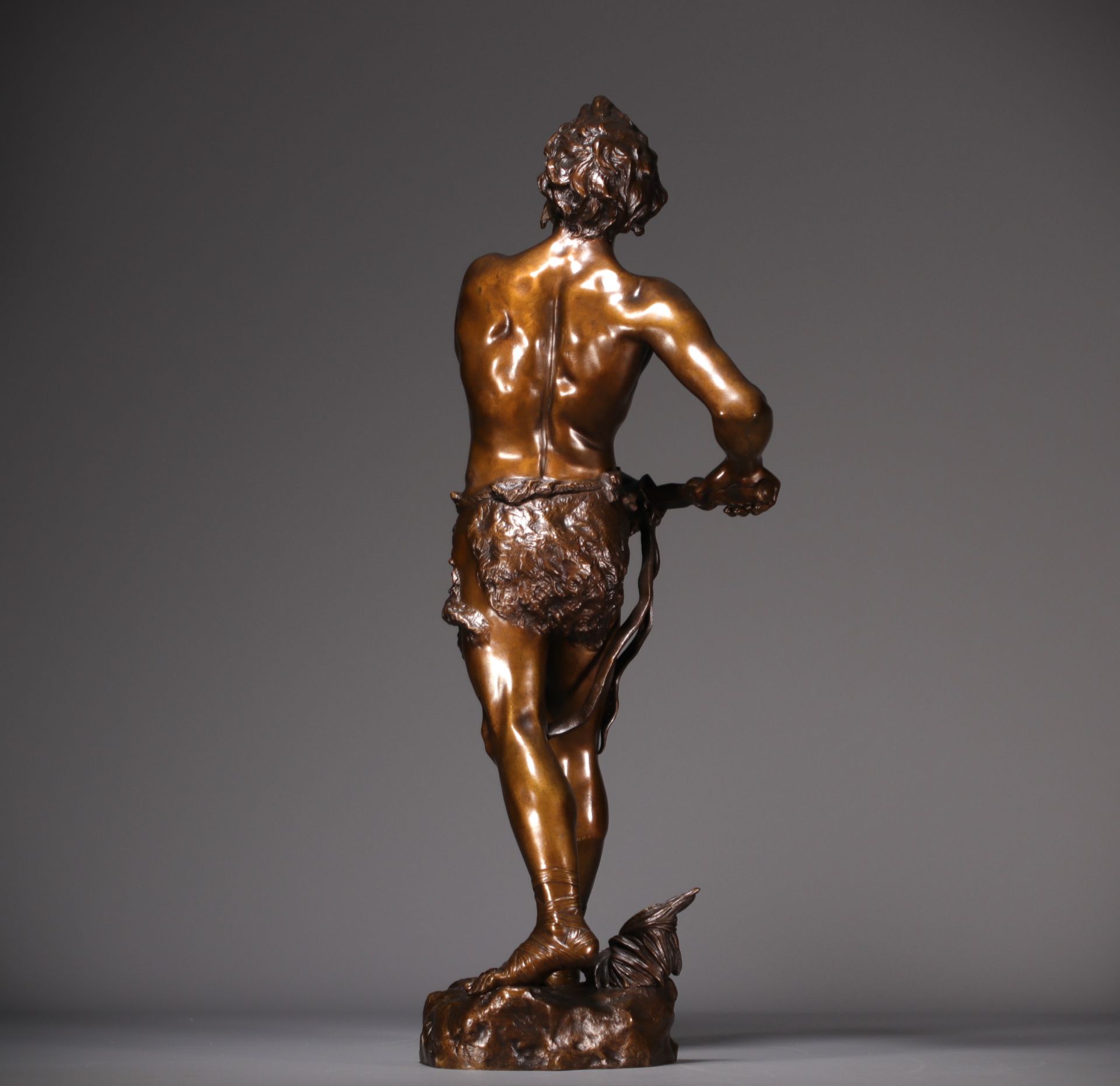 Henri FUGERE (1872-1944) "PRO ARIS ET FOCIS" Statue in bronze with shaded patina. - Image 2 of 6