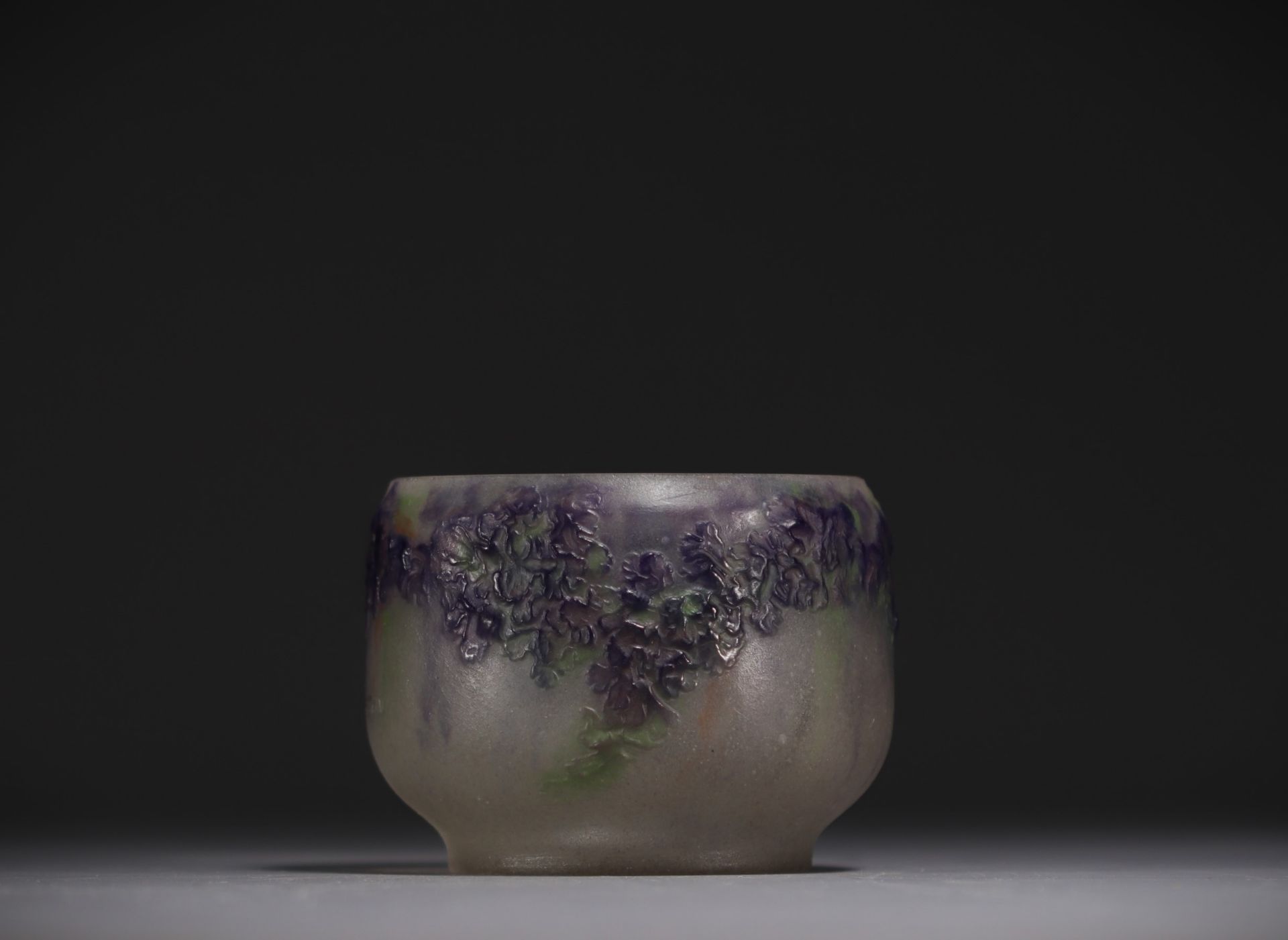 Gabriel ARGY-ROUSSEAU (1885-1953) "Lichen" pate de verre vase circa 1919. Signed. - Image 2 of 4