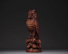 Black Forest carved walnut owl, 19th century.