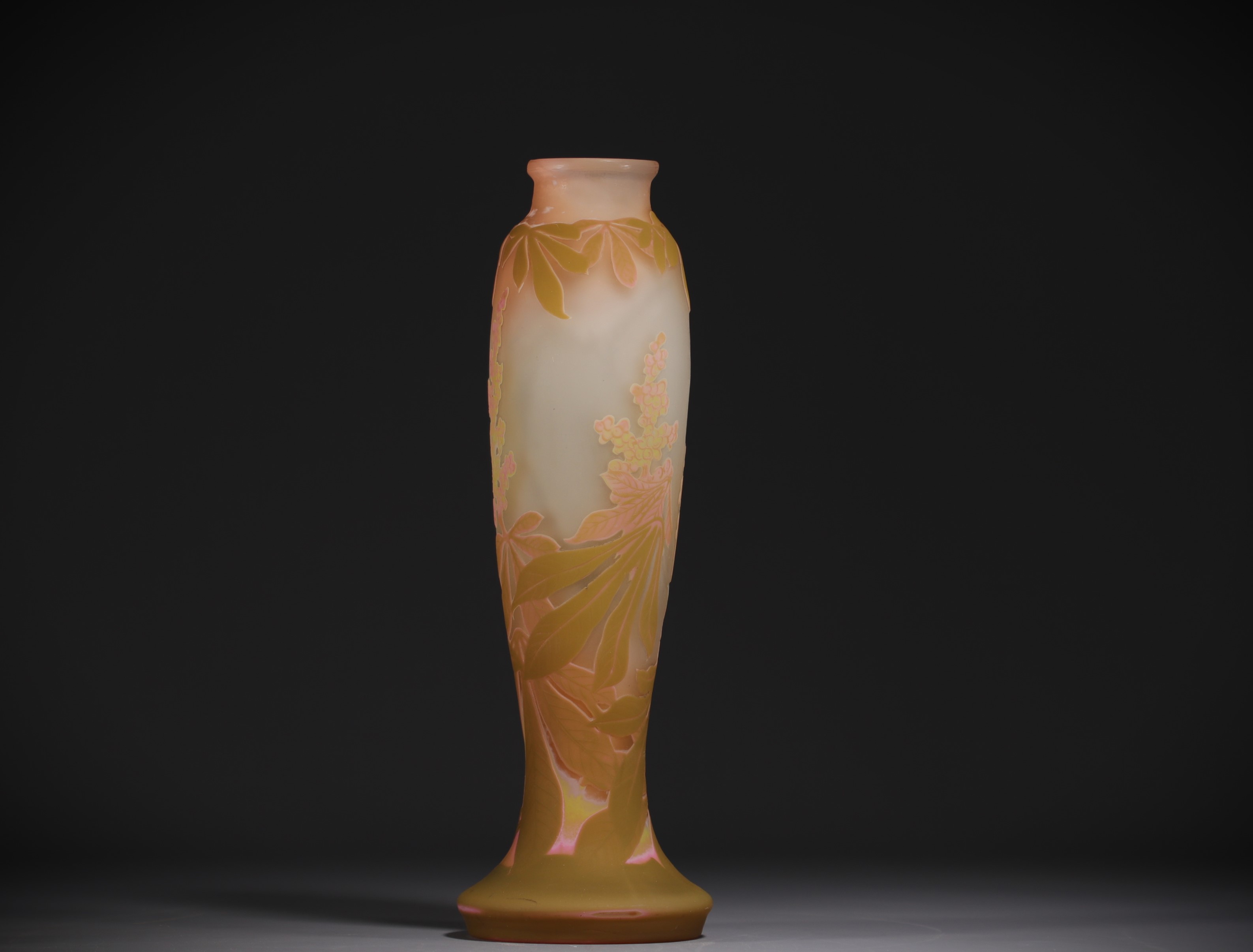 Etablissements Emile GALLE (1846-1904) Acid-etched multi-layered glass vase with floral decoration,  - Image 4 of 4
