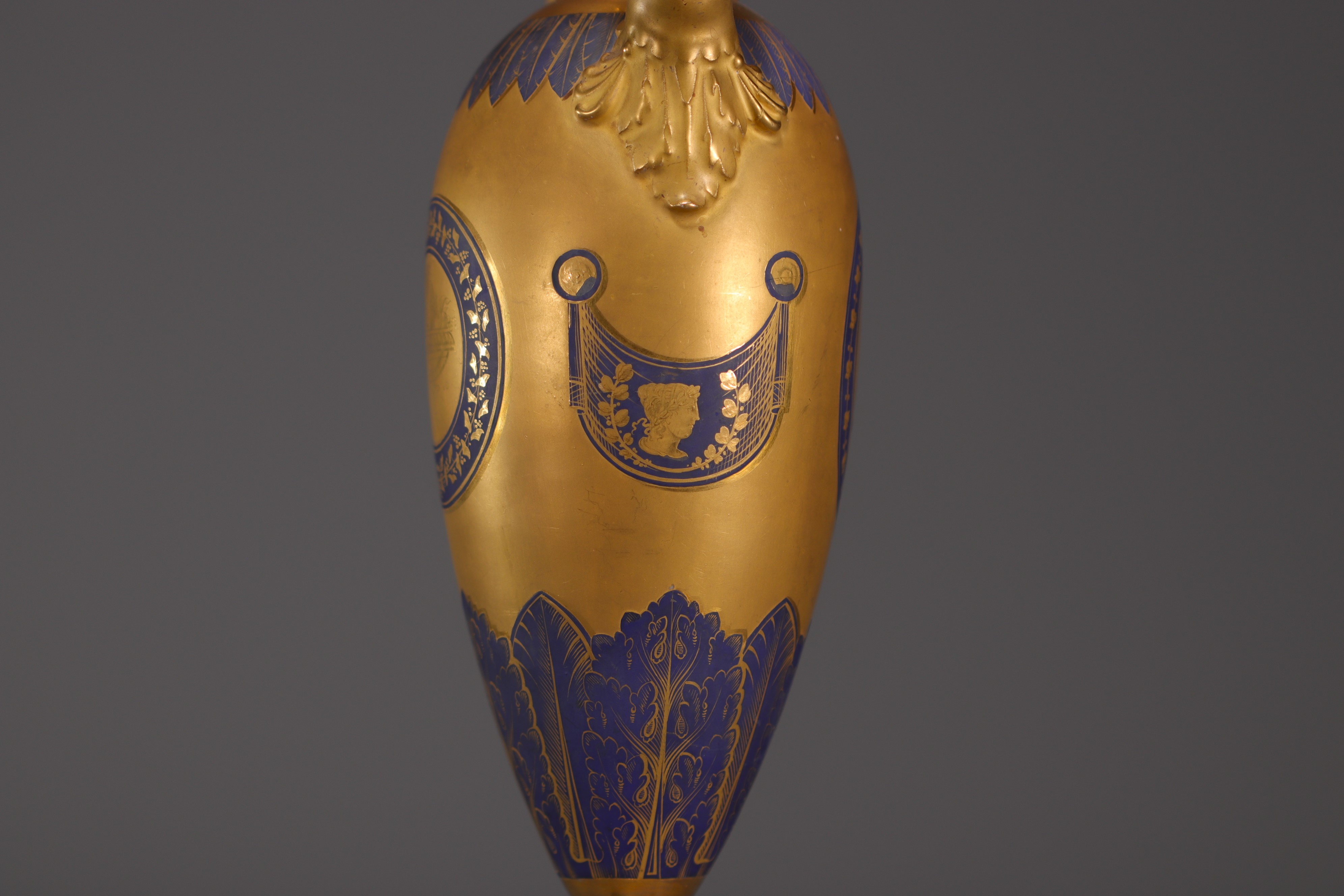 A rare royal blue and gold porcelain Empire baluster vase, first half of the 19th century. - Image 6 of 9