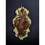 Sconce medallion, hunting trophy in carved Black Forest woodwork, 19th century.