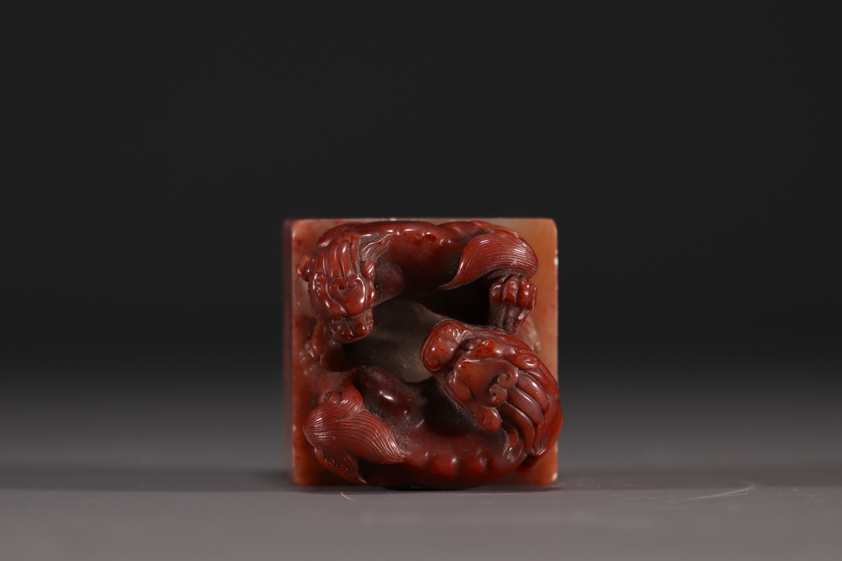 China - Carved stone seal surmounted by two lions, calligraphy, Qing period. - Image 2 of 9