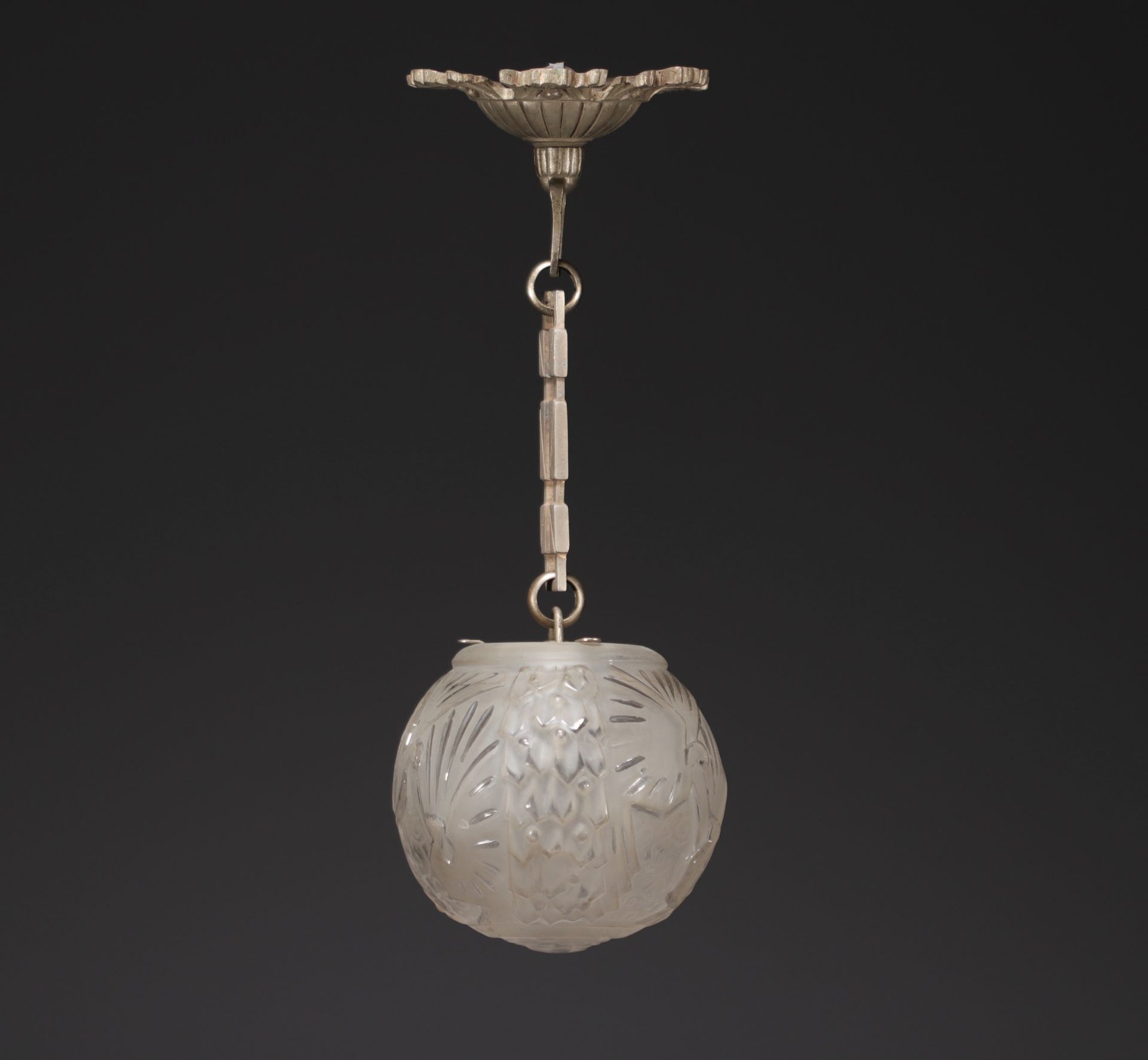MULLER Freres Luneville - Art Deco hanging lamp, glass globe with peacock decoration. - Image 2 of 4