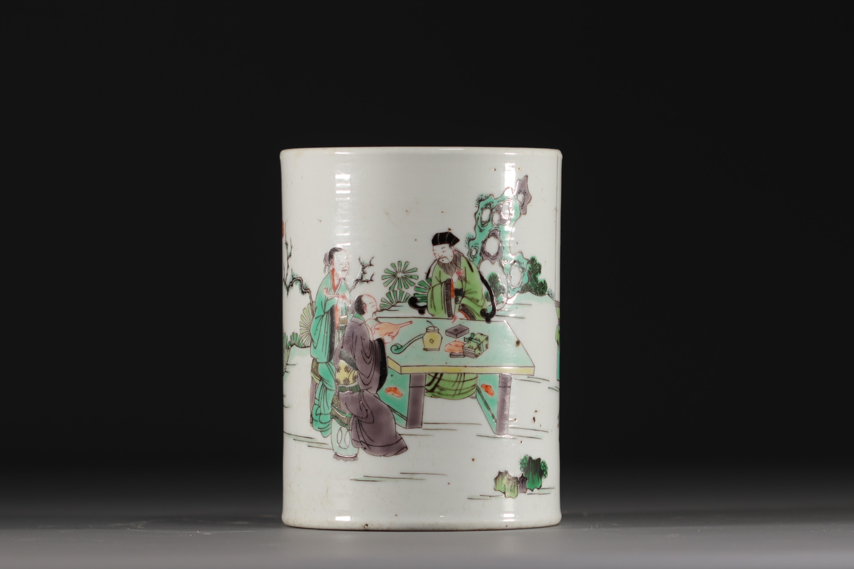 China - Green family porcelain brush pot decorated with figures and landscapes, Kangxi.