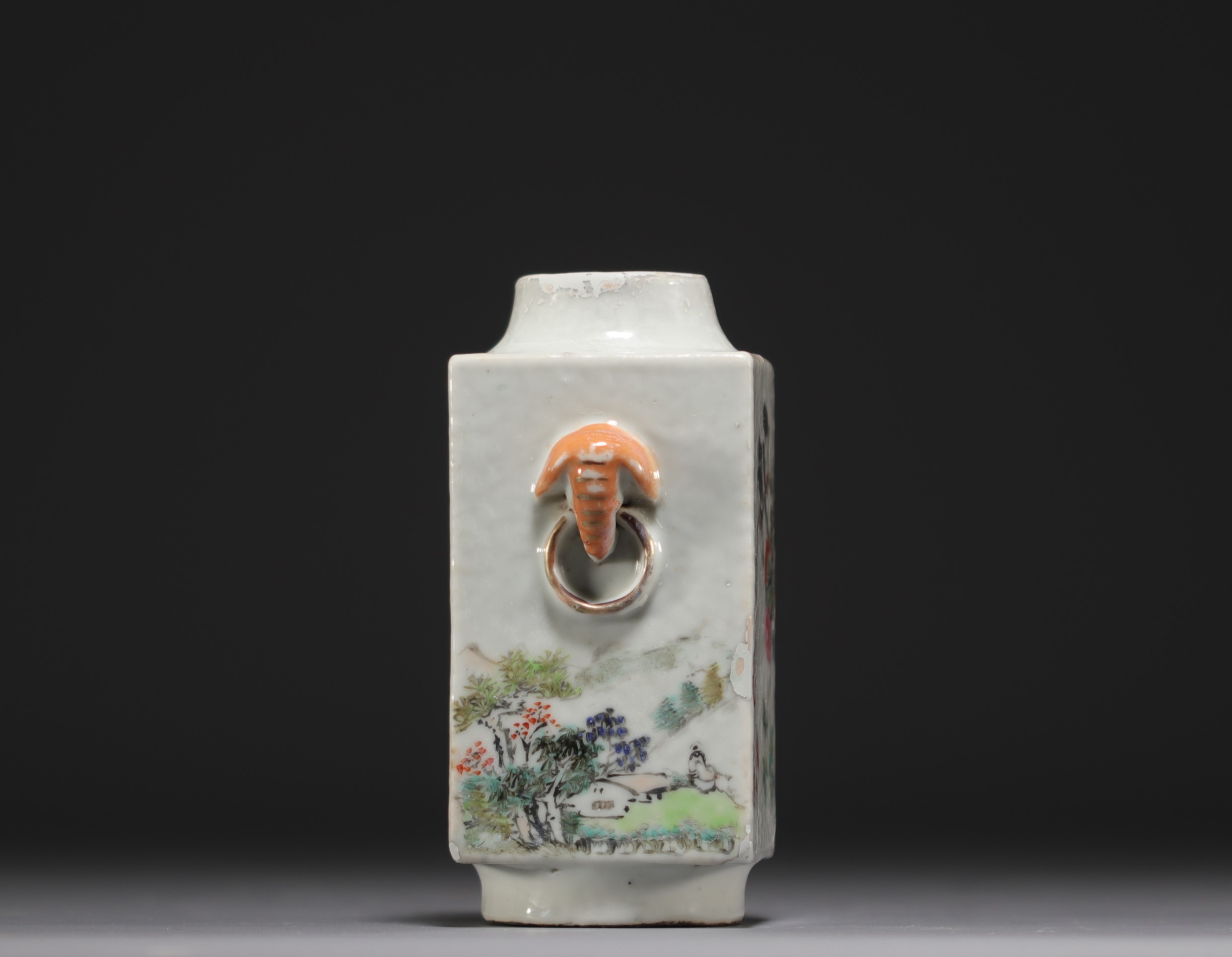 China - Porcelain quadrangular vase decorated with birds. - Image 4 of 5