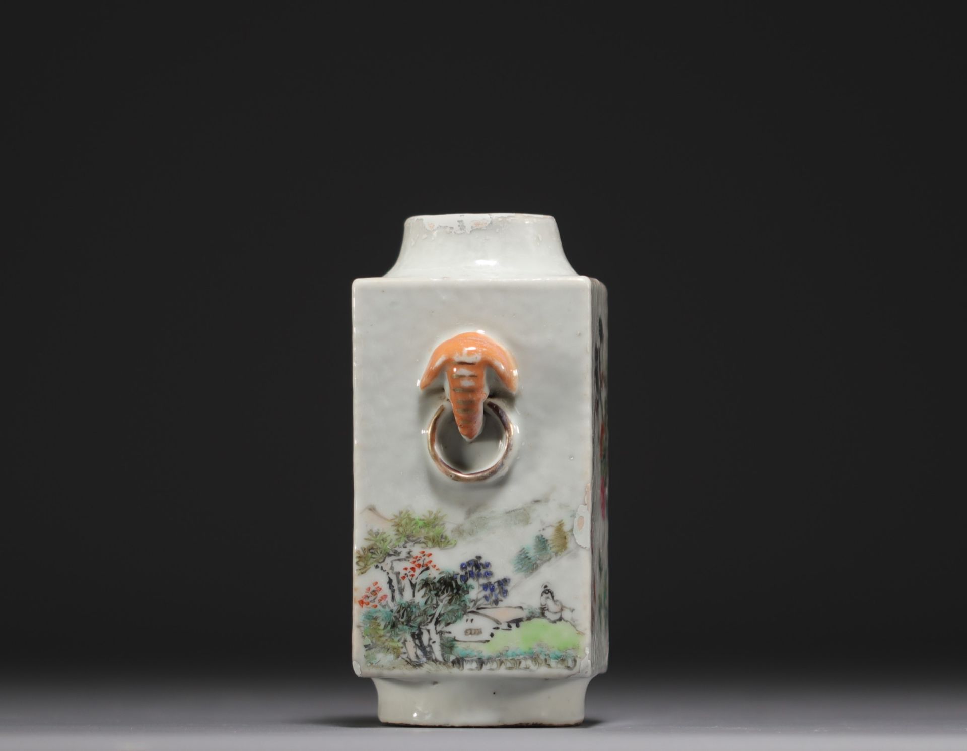 China - Porcelain quadrangular vase decorated with birds. - Bild 4 aus 5