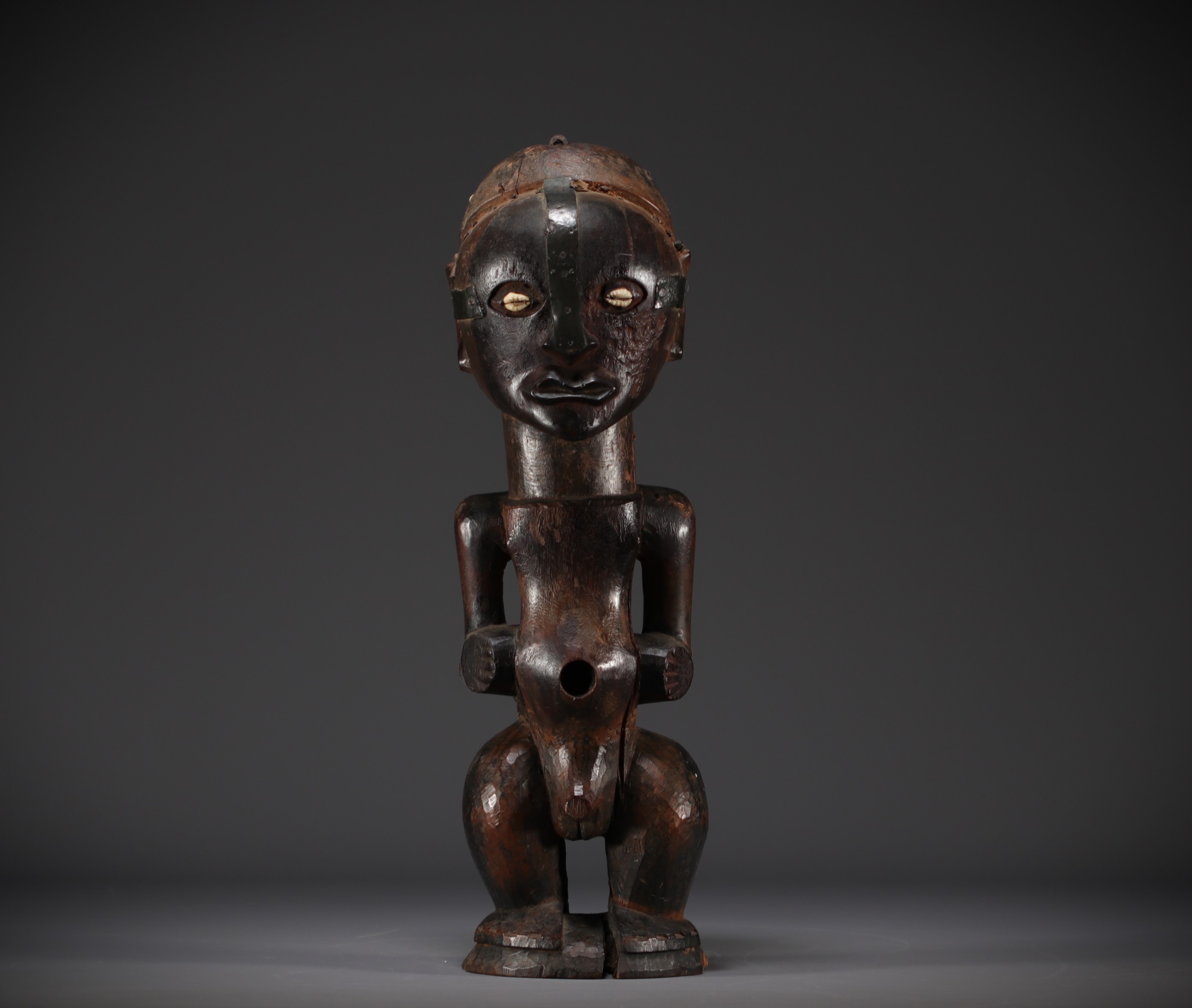SONGYE male figure - style Sankuru/Lubefu style- Rep.Dem.Congo - Image 6 of 7