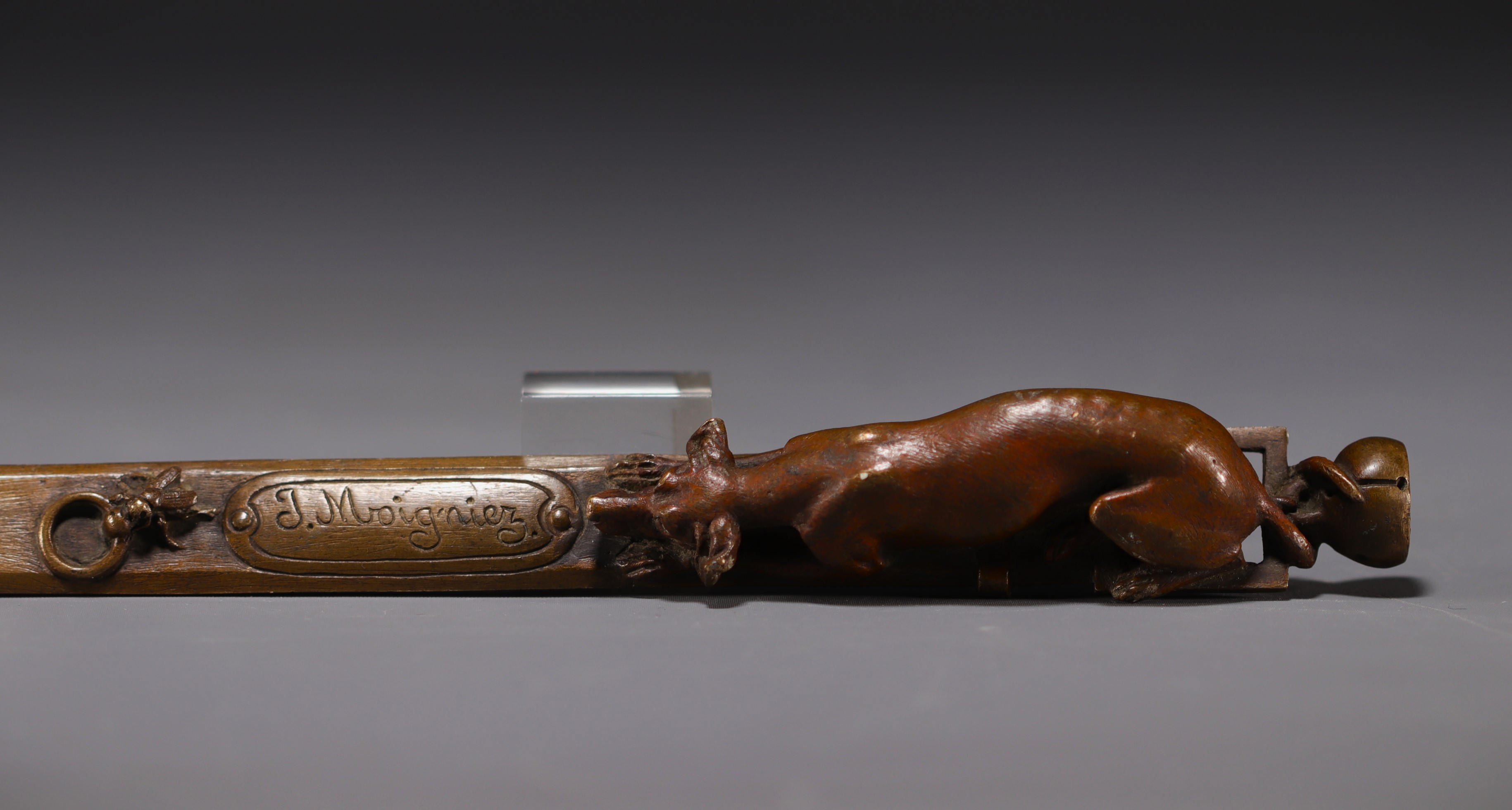 Jules MOIGNIEZ (1835-1894) Bronze letter opener decorated with a dog on a collar, signed. - Image 5 of 6