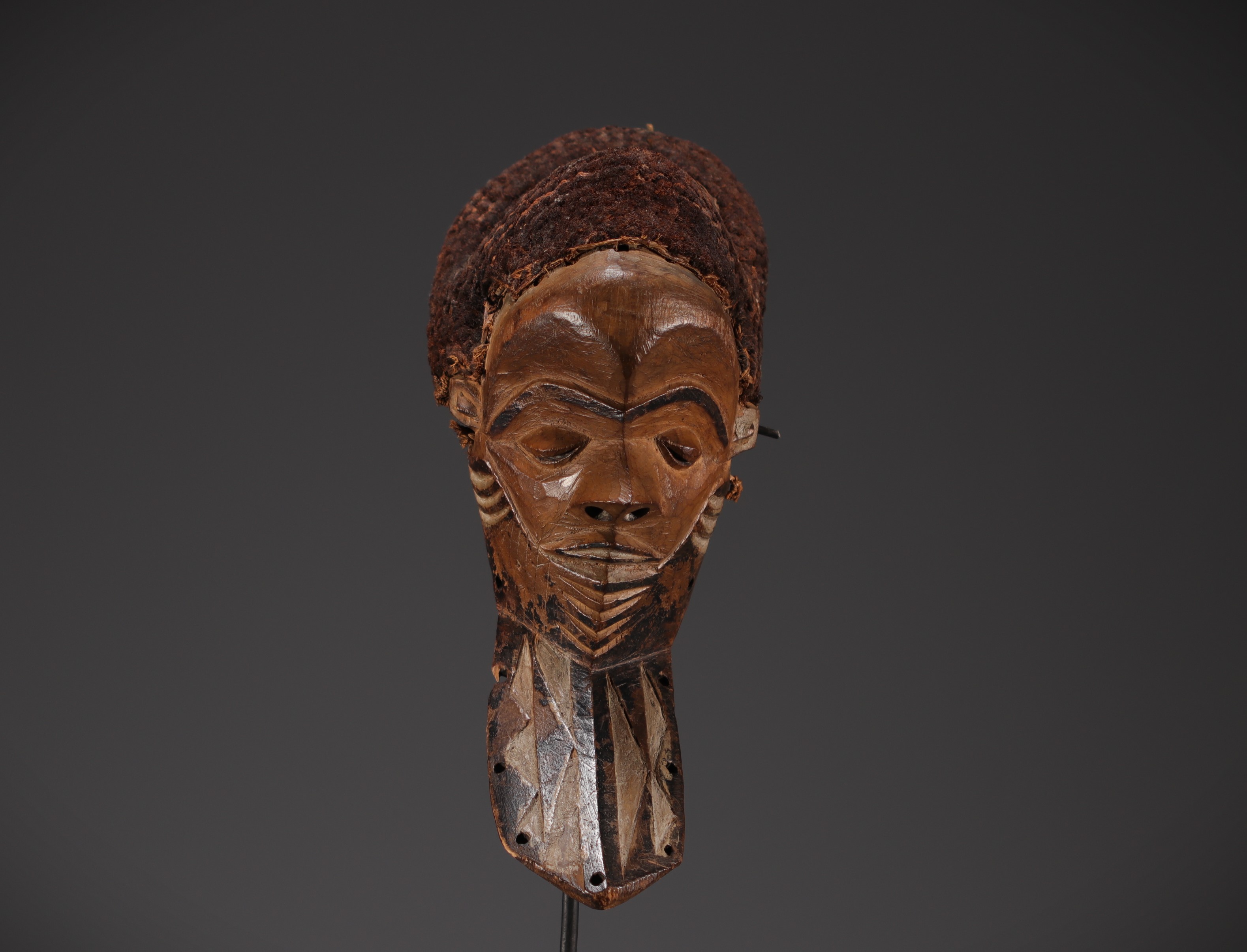 Pende Mask - Rep.Dem.Congo - Image 3 of 4