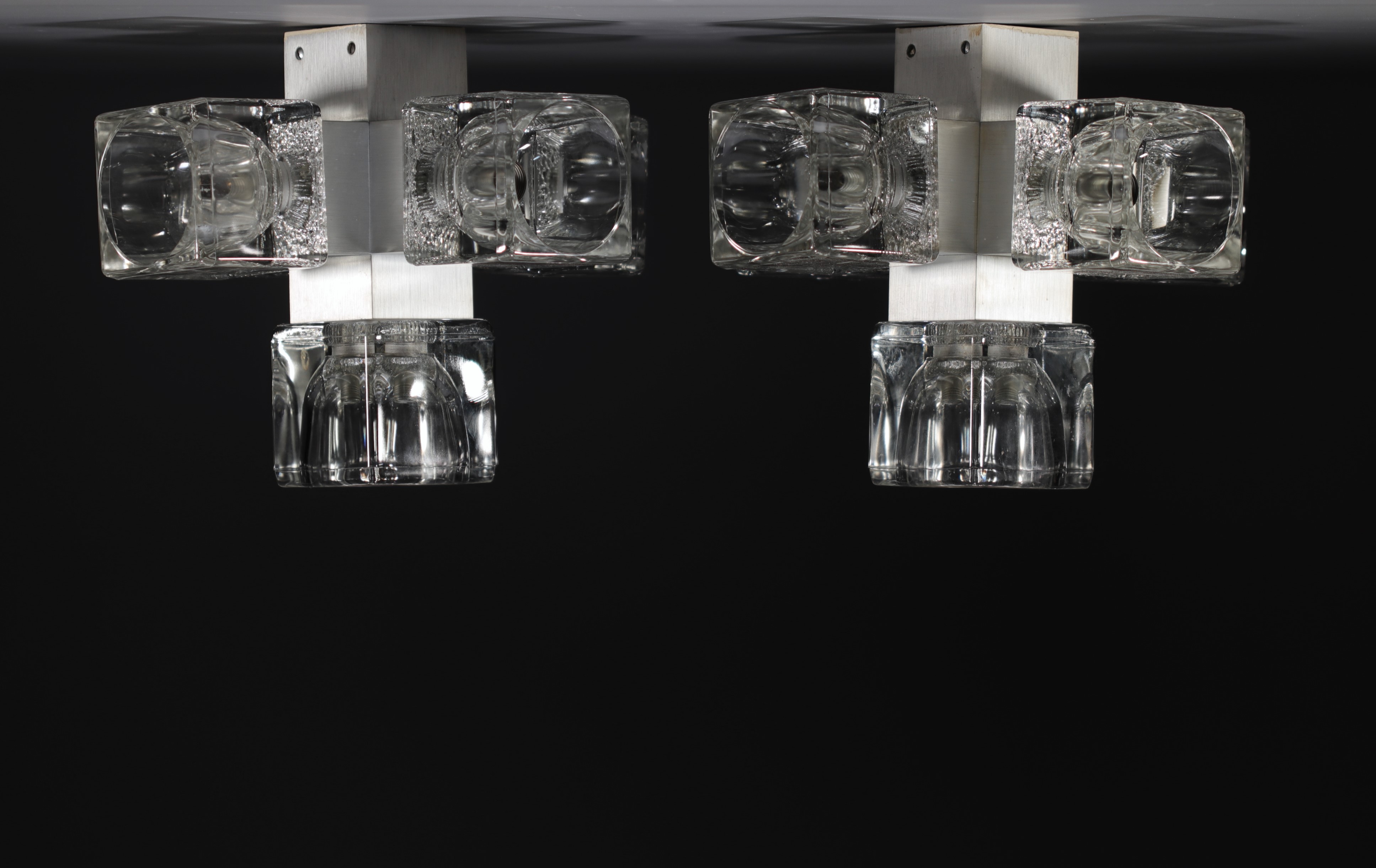 Peill & Putzler - Pair of "Cube" wall lights with five light points, circa 1960-70. - Image 3 of 3