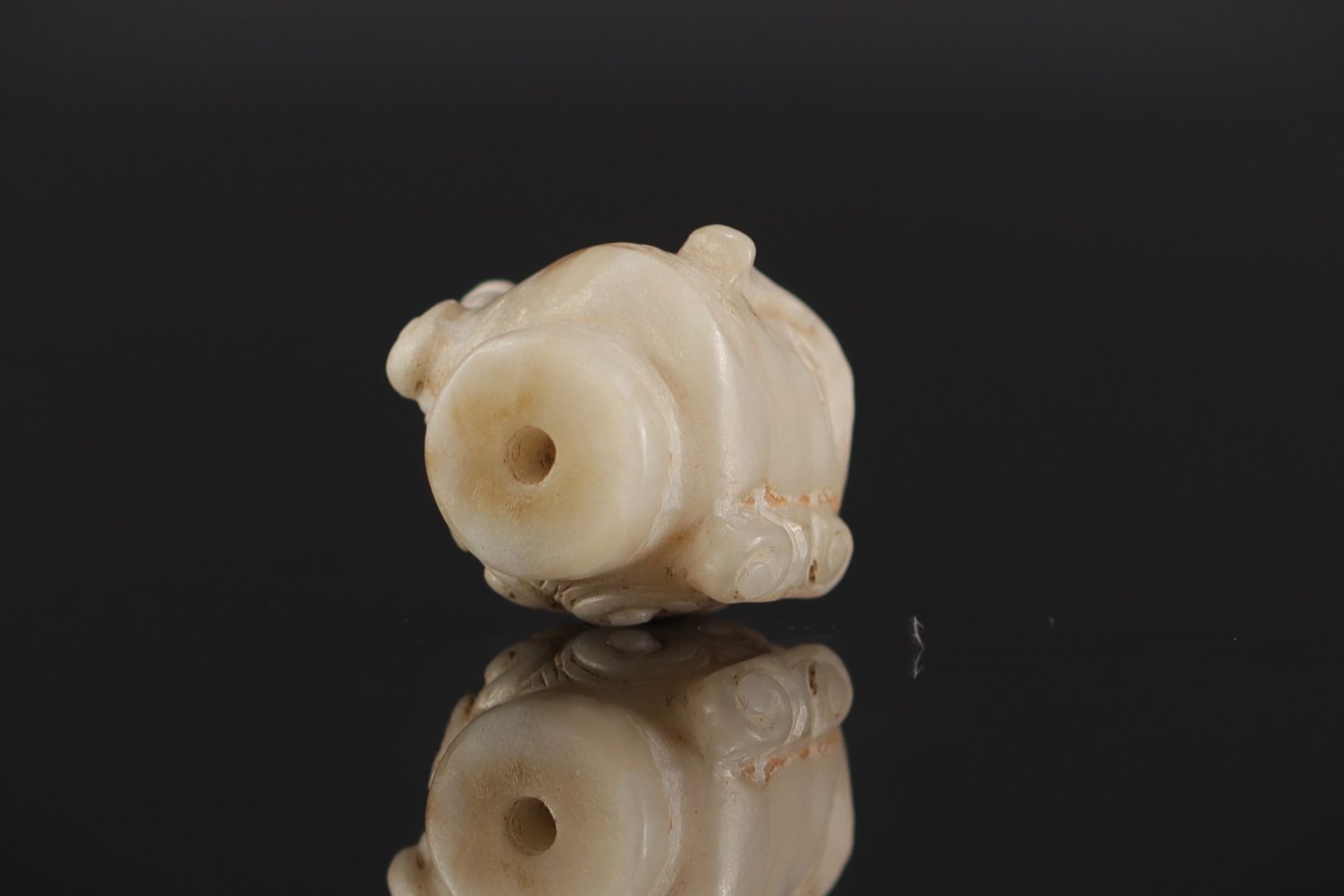 India - Carved jade head, 17th century - Image 5 of 6