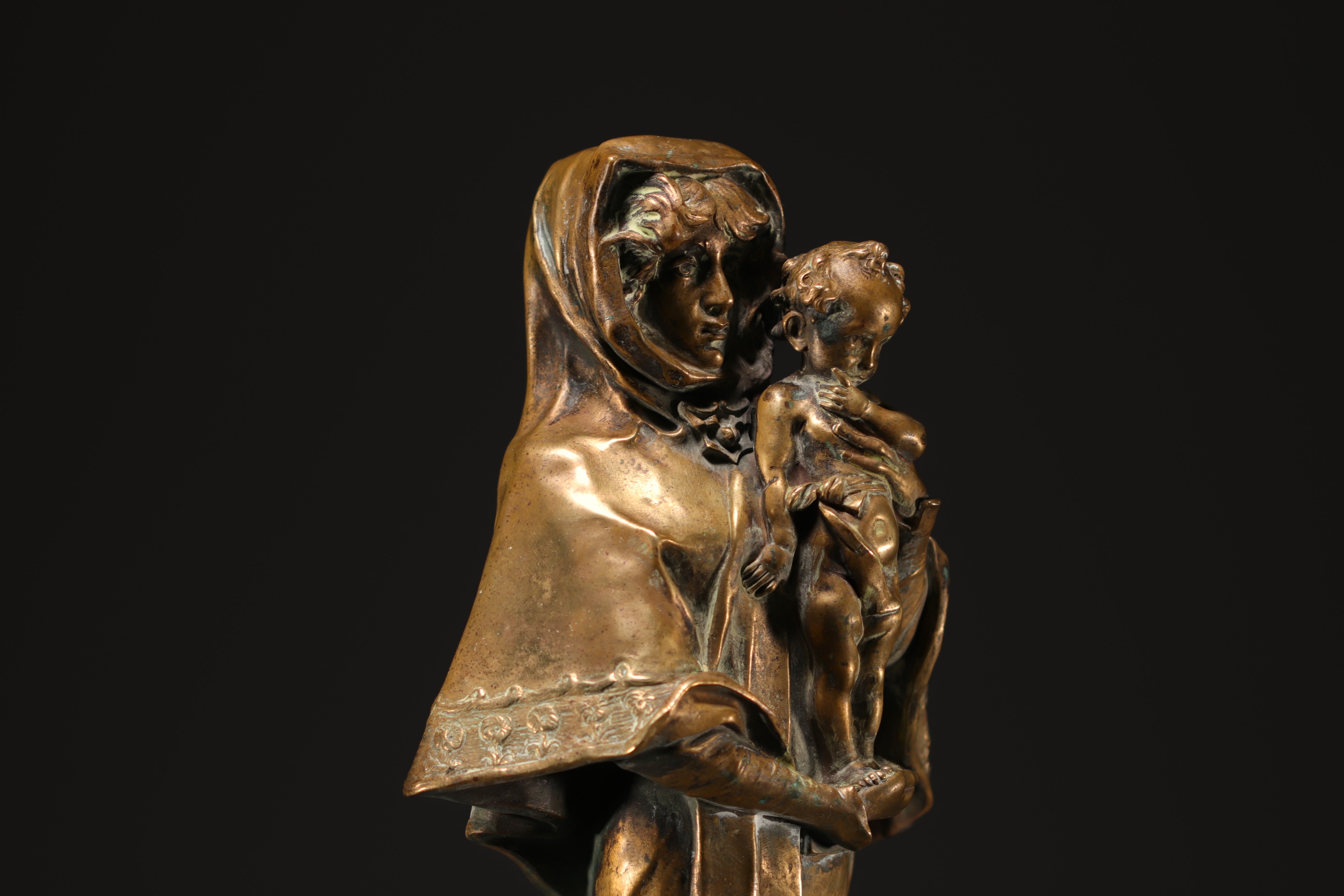 Francois Alphonse PIQUEMAL (1869-1911) "Virgin and Child" Art Nouveau bronze with golden patina, cir - Image 5 of 5