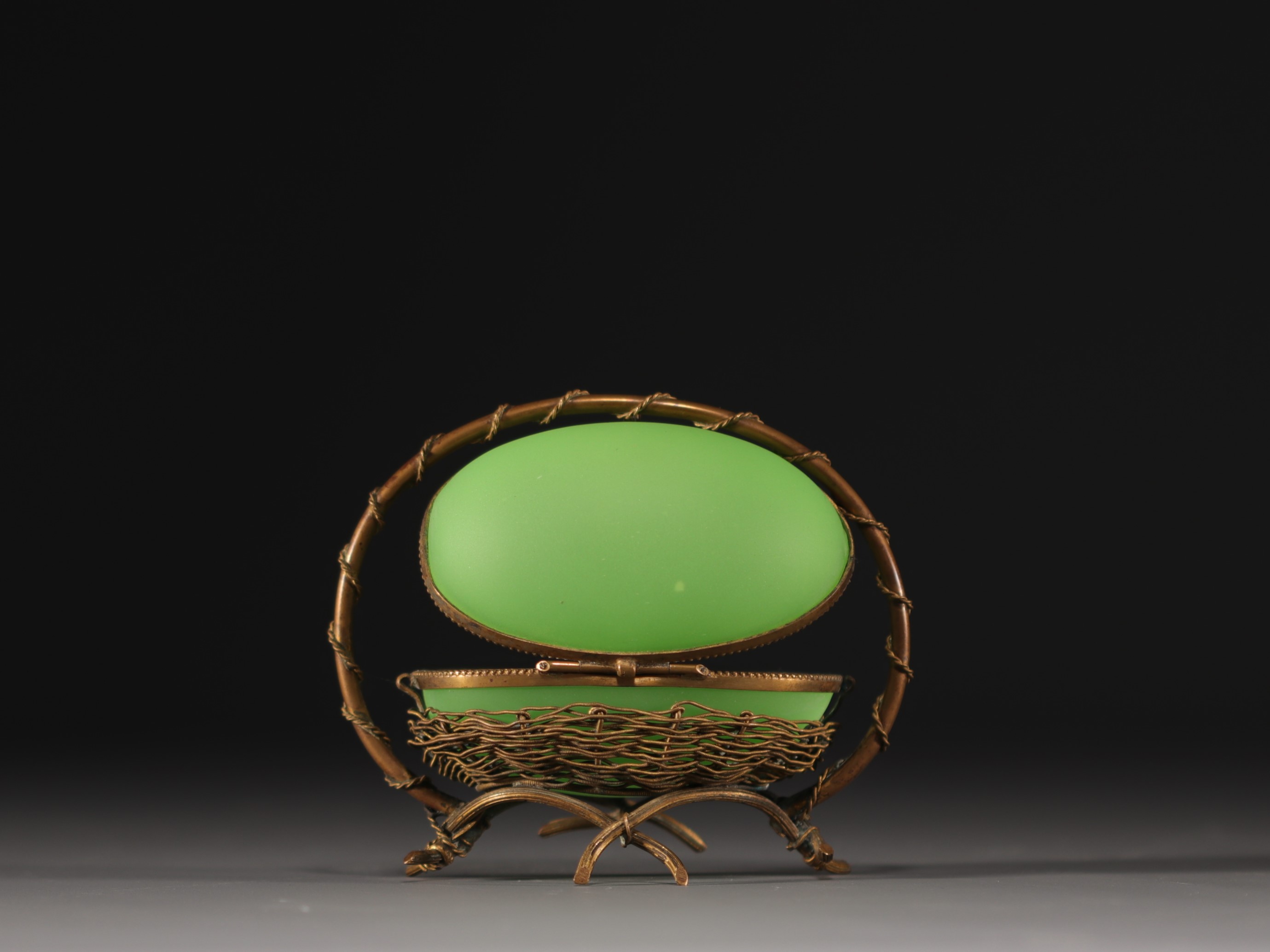 A Napoleon III period egg-shaped jewellery box in green opaline with brass mount. - Image 4 of 4