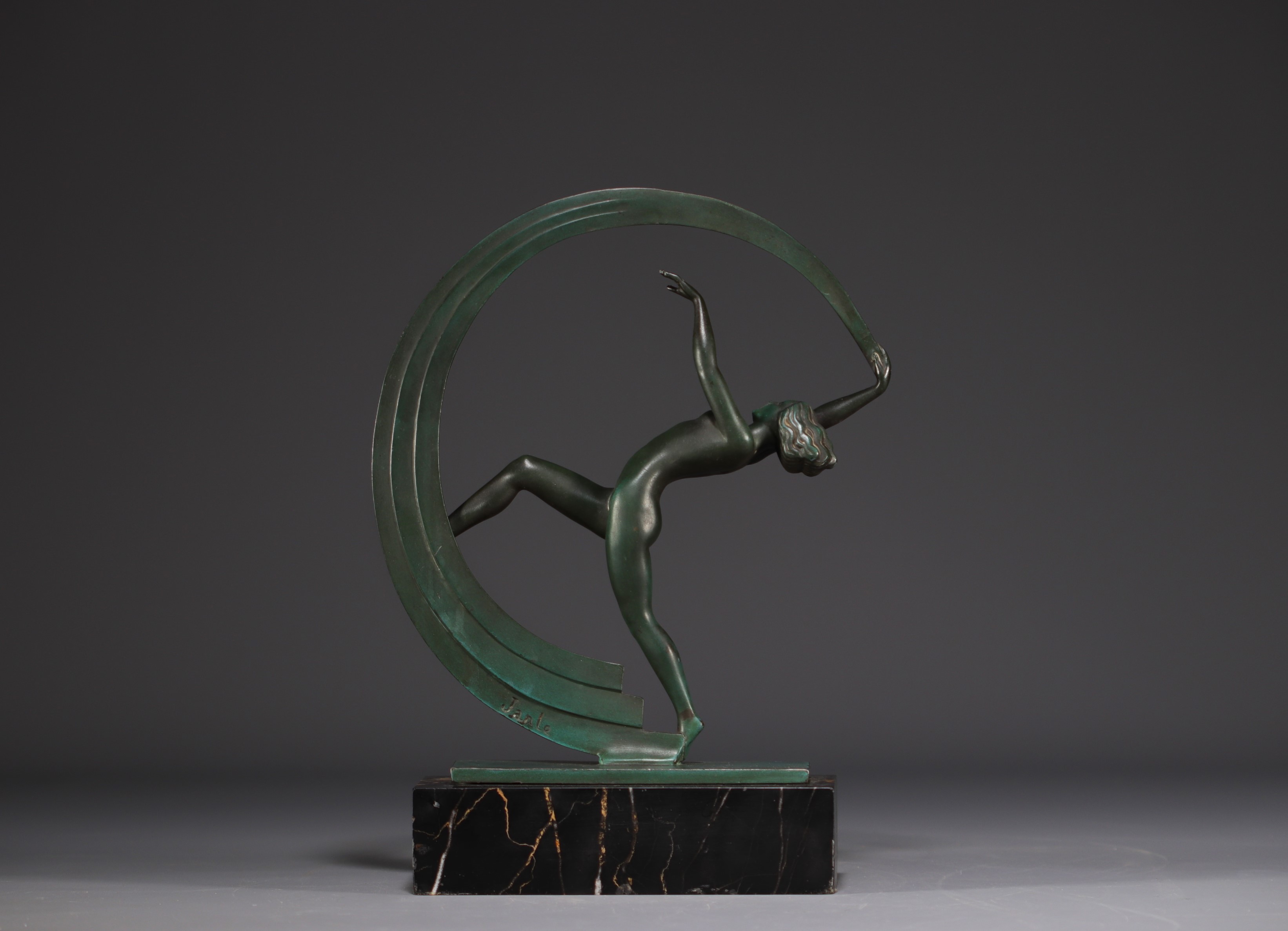 JANLE & Max Le Verrier - "Nude dancer, Bacchanal" Art Deco sculpture. - Image 2 of 4