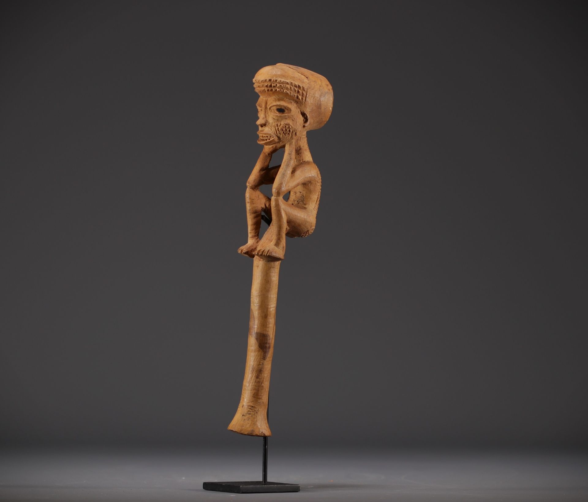 Lulua - Anthropomorphic axe handle - Rep.Dem.Congo - Image 3 of 3