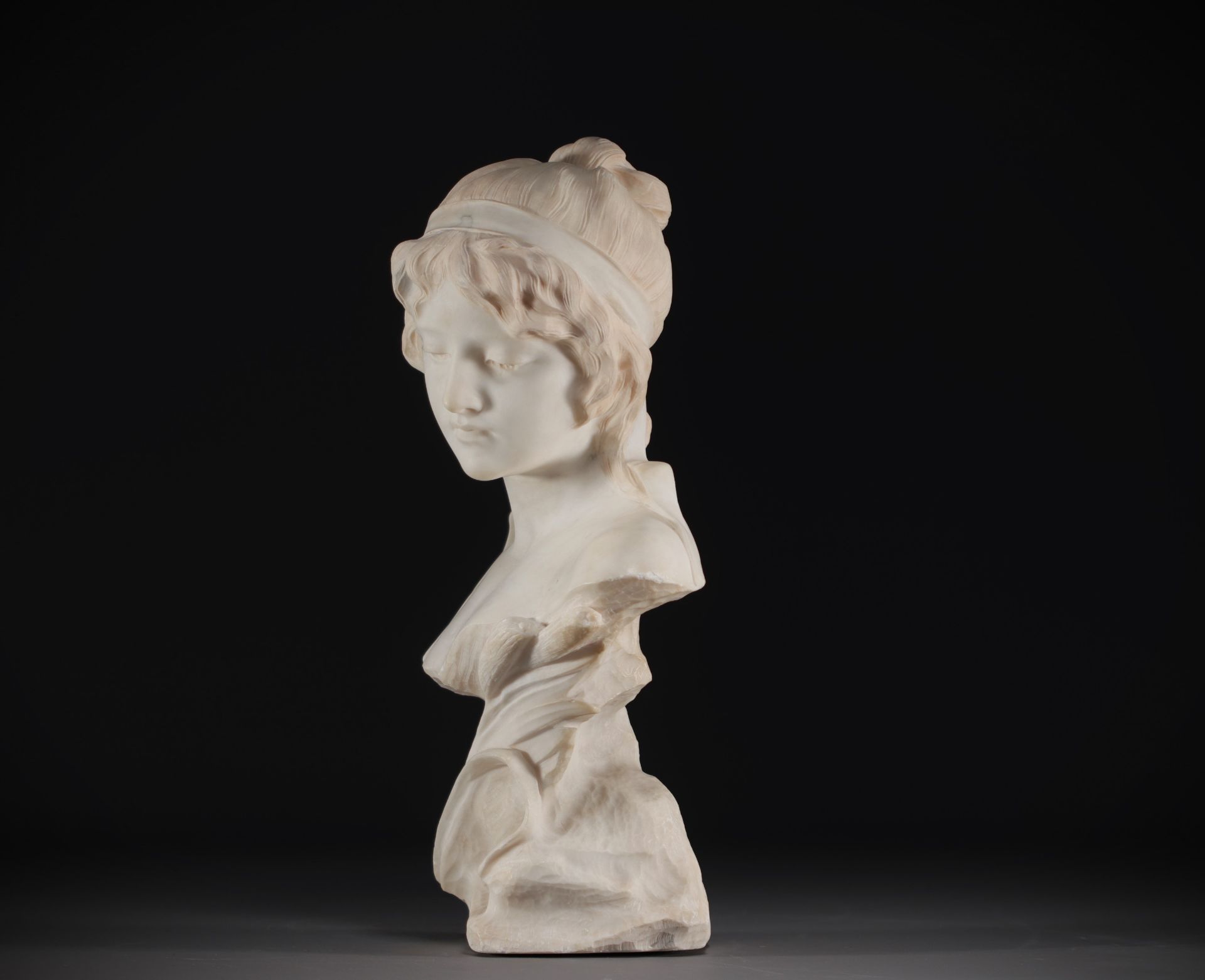 Art Nouveau bust of a young woman in white marble, circa 1900. - Image 3 of 4