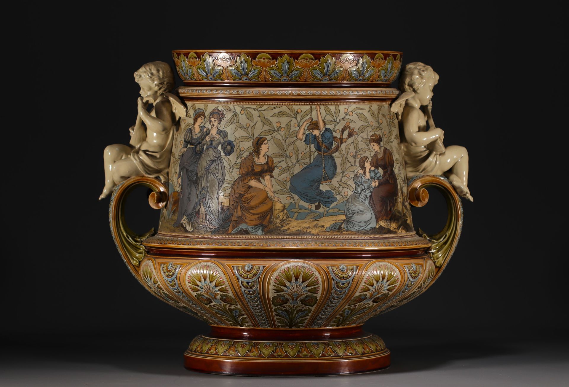 Villeroy & Boch Mettlach - Imposing and rare ceramic planter with figures on a mahogany saddle. Circ - Image 9 of 10