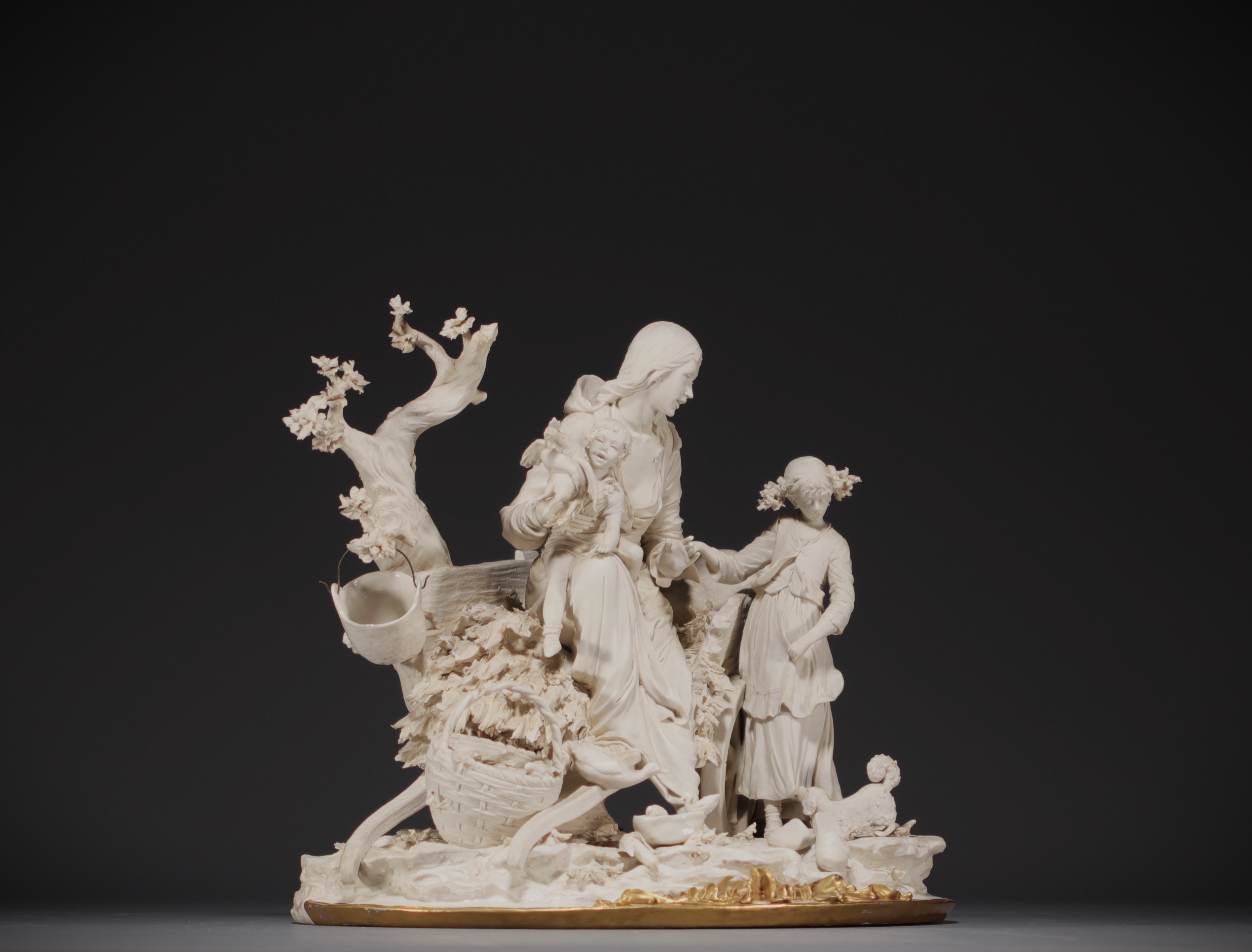 Capodimonte - "The Family" Imposing group in biscuit and enamelled porcelain, blue mark on the base. - Image 3 of 6