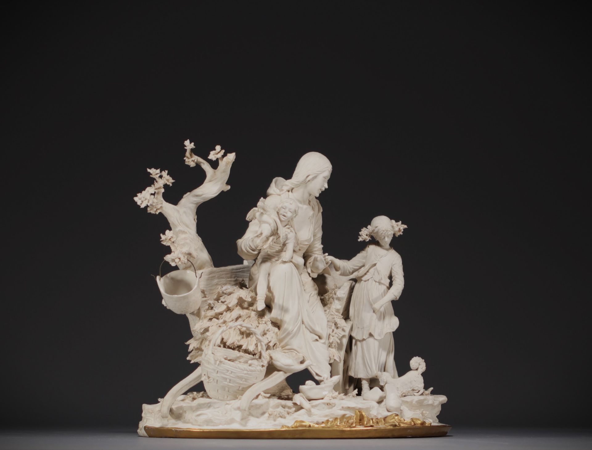 Capodimonte - "The Family" Imposing group in biscuit and enamelled porcelain, blue mark on the base. - Bild 3 aus 6