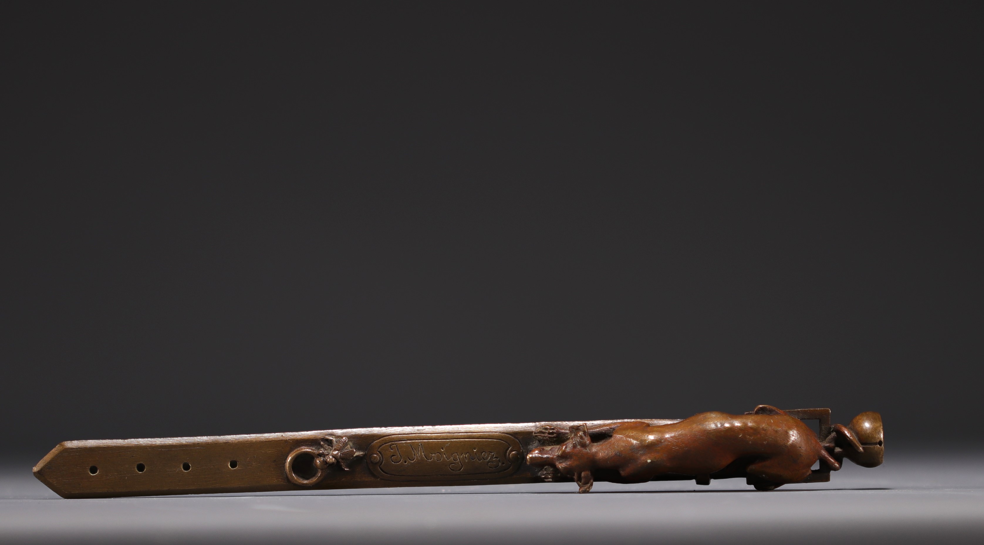 Jules MOIGNIEZ (1835-1894) Bronze letter opener decorated with a dog on a collar, signed. - Image 4 of 6