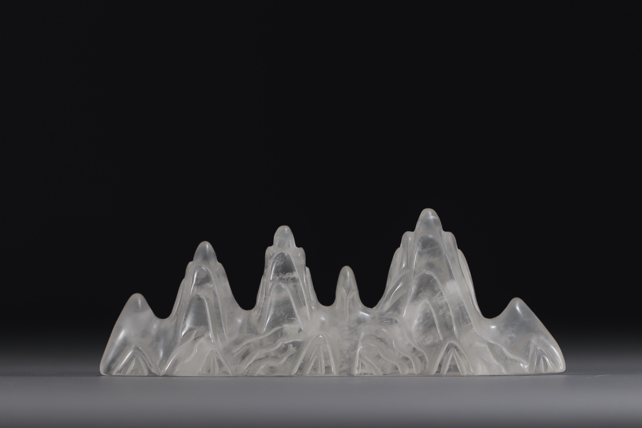 China - Carved rock crystal brush-holder, depicting mountains. - Image 3 of 3