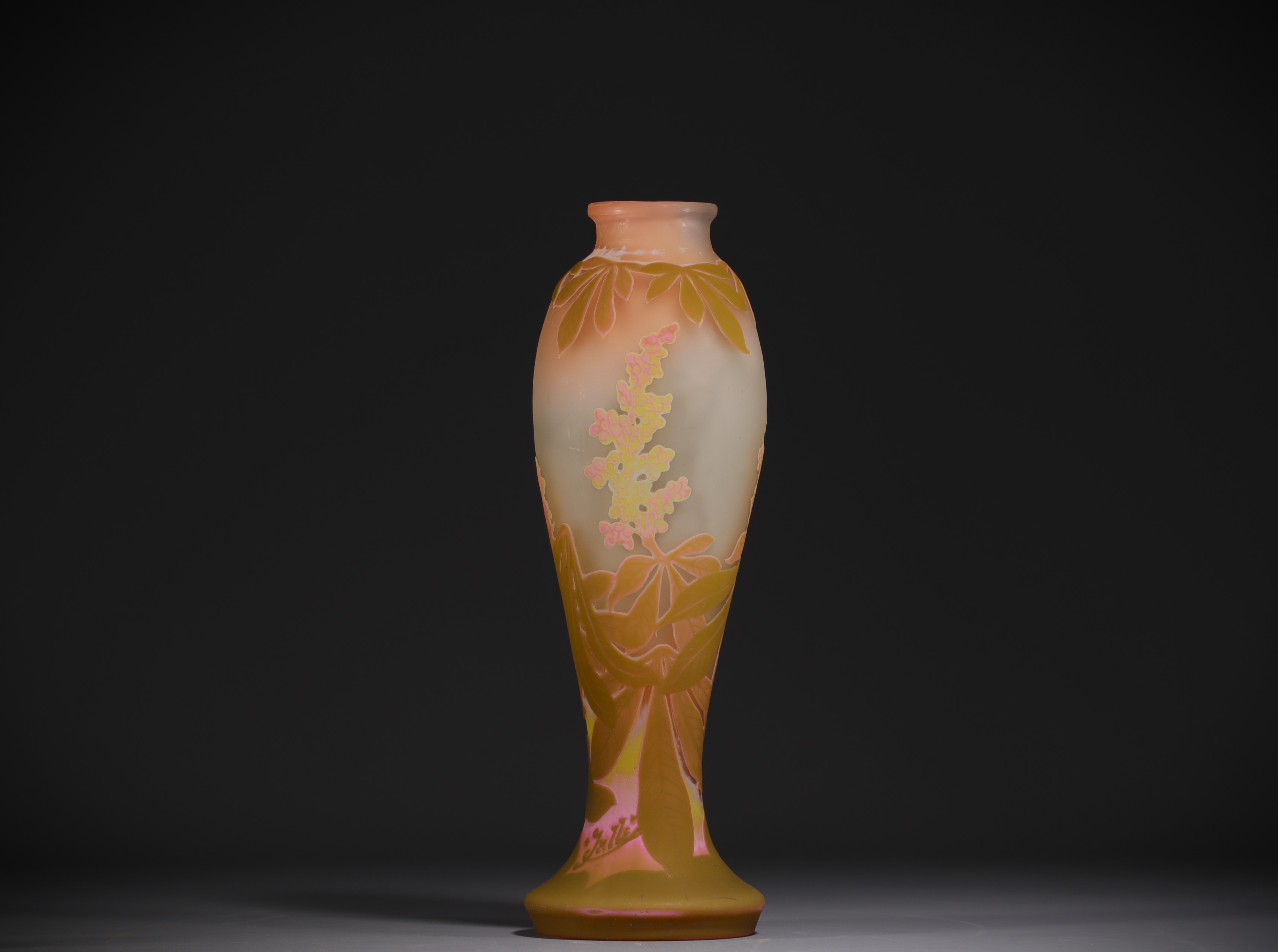 Etablissements Emile GALLE (1846-1904) Acid-etched multi-layered glass vase with floral decoration,  - Image 3 of 4