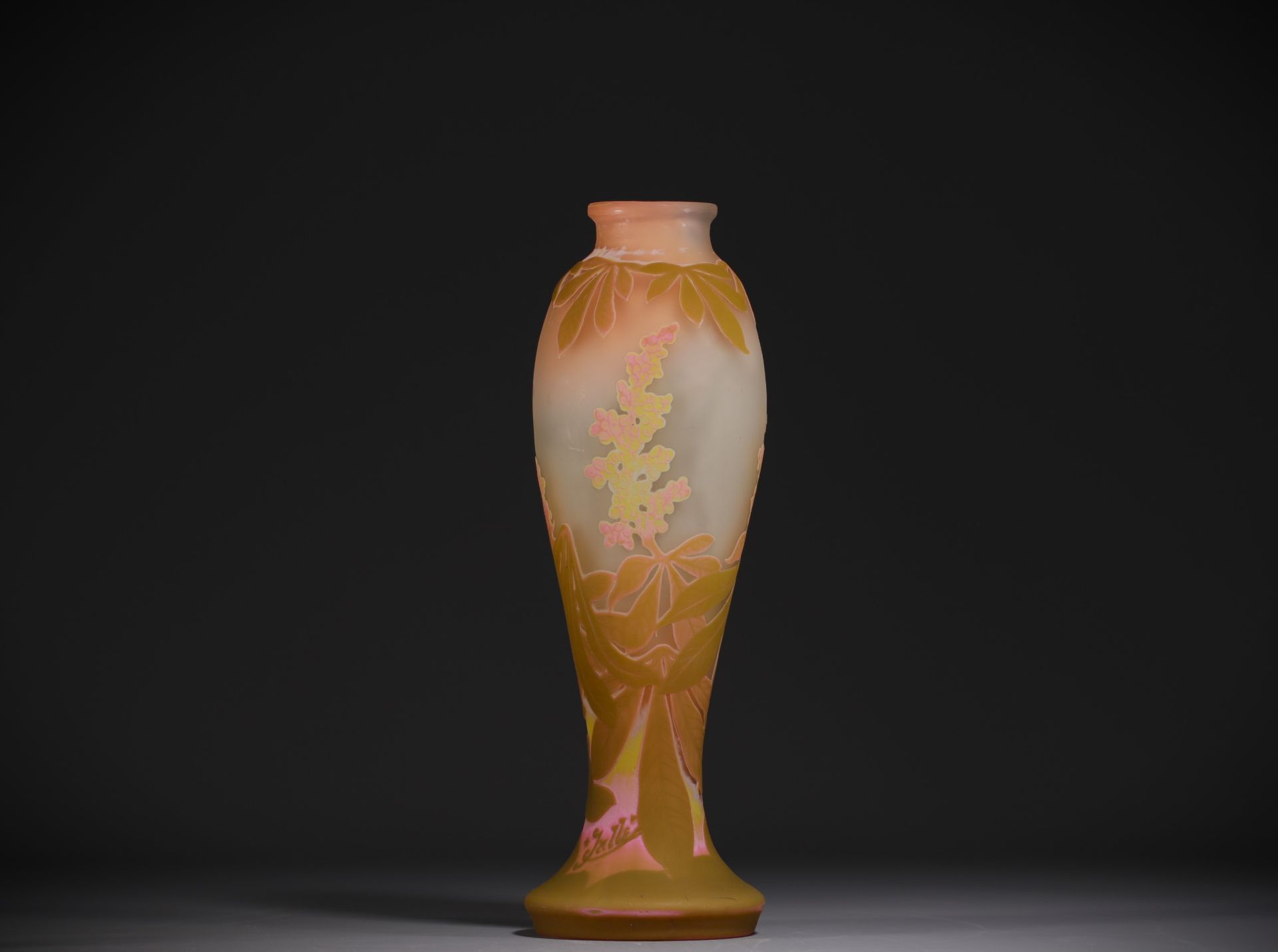 Etablissements Emile GALLE (1846-1904) Acid-etched multi-layered glass vase with floral decoration,  - Image 3 of 4