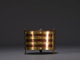 Gustave SERRURIER-BOVY (1858-1910) in the style of small copper and brass jardiniere.
