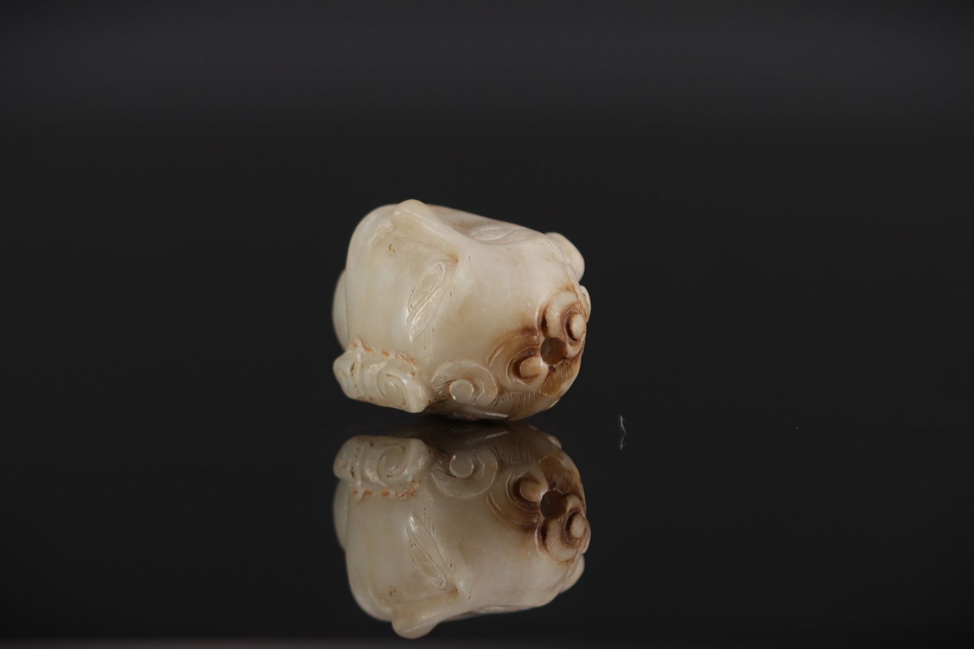 India - Carved jade head, 17th century - Image 6 of 6