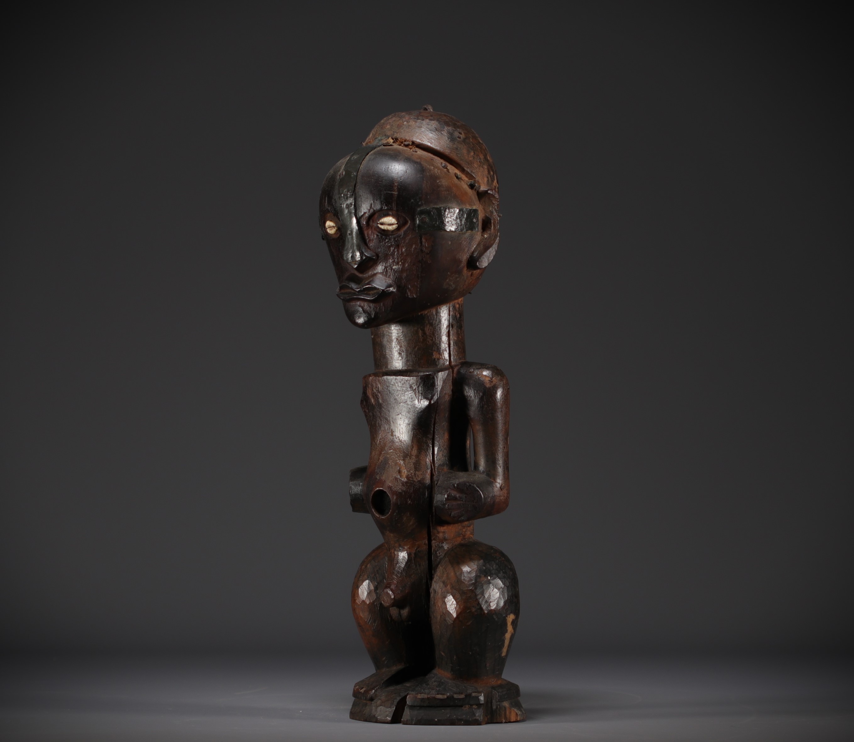 SONGYE male figure - style Sankuru/Lubefu style- Rep.Dem.Congo - Image 5 of 7