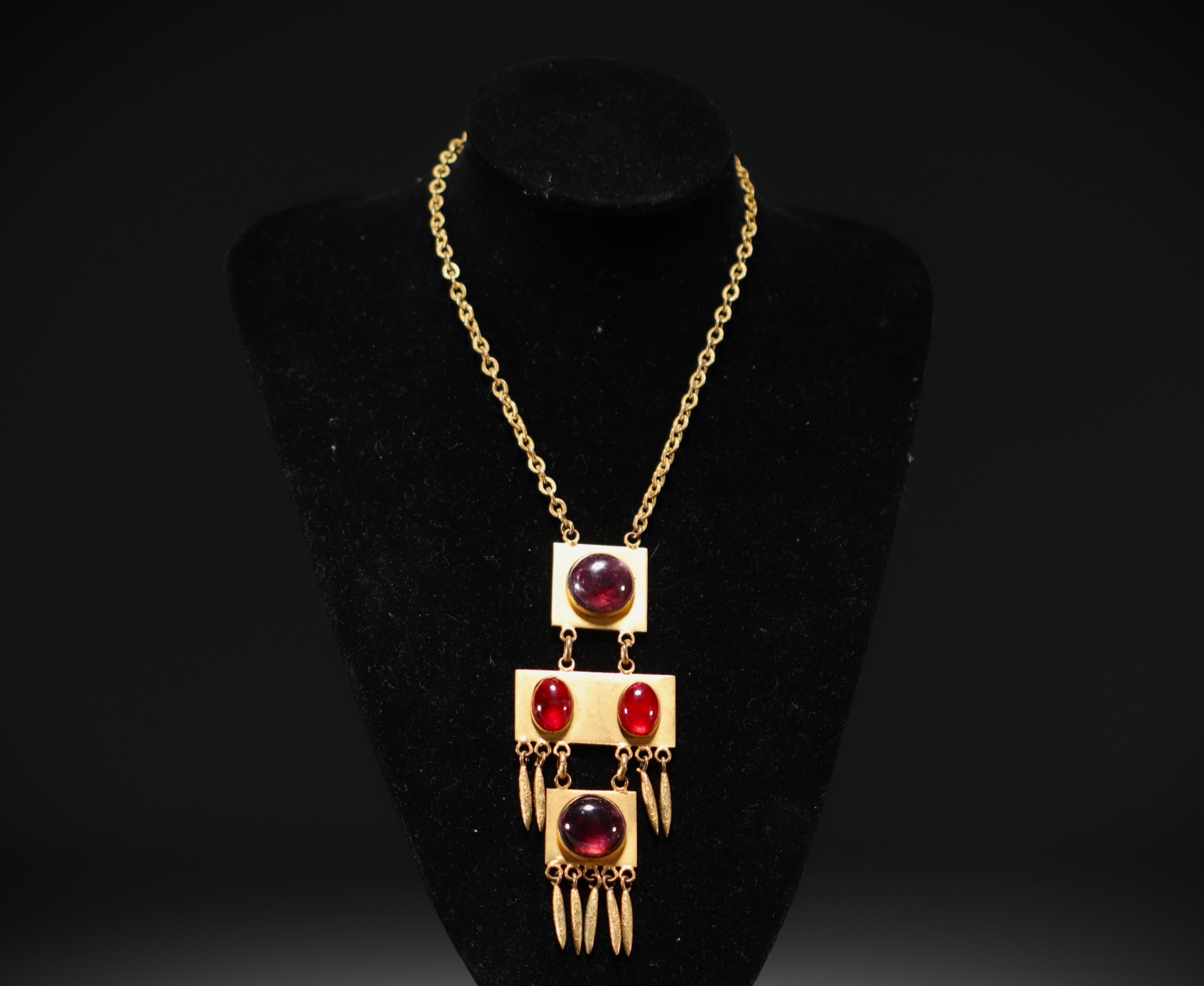 Roger SCEMAMA (1898-1989) attr. to for Yves Saint Laurent, necklace in gilt metal and glass cabochon - Image 2 of 2