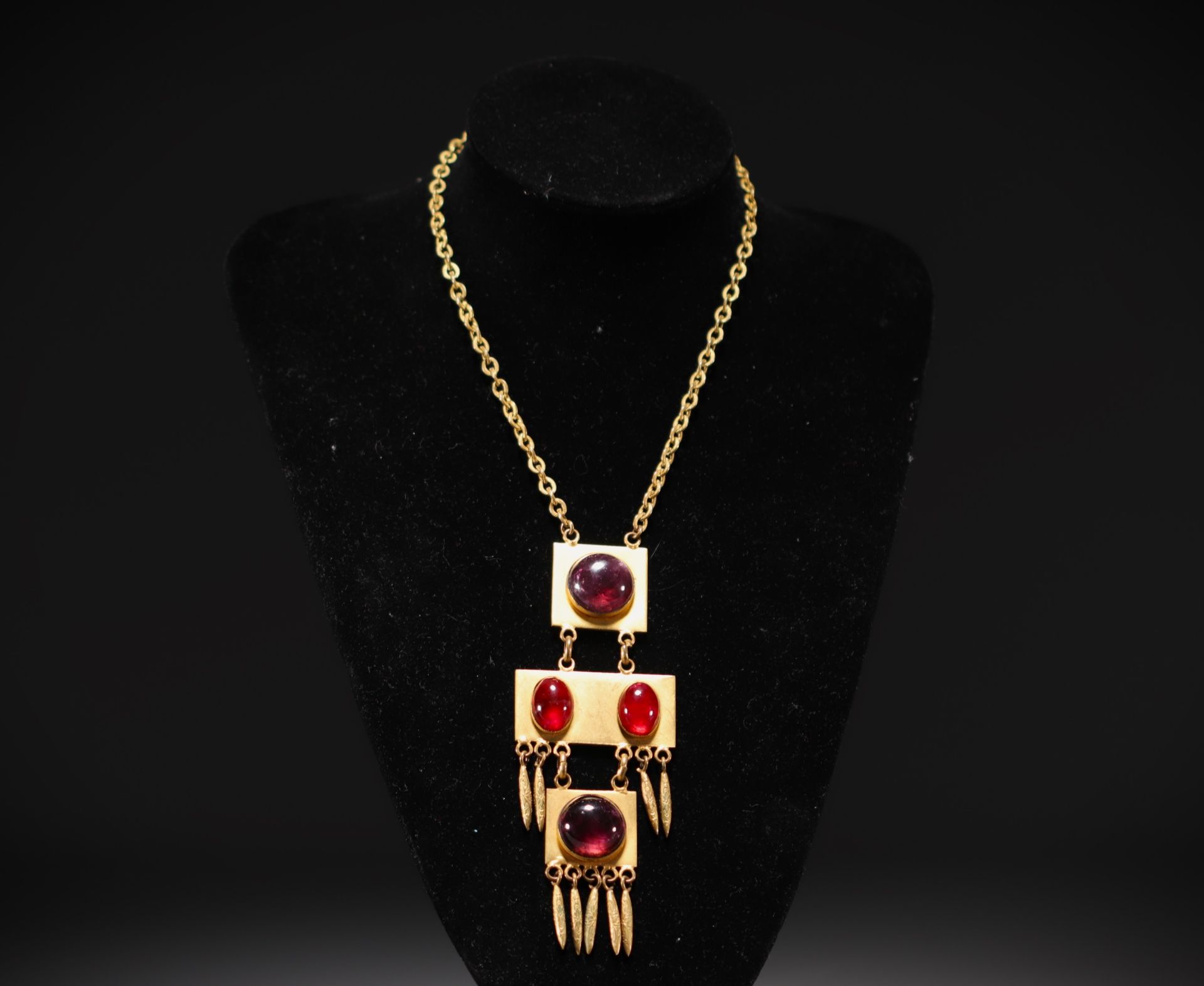 Roger SCEMAMA (1898-1989) attr. to for Yves Saint Laurent, necklace in gilt metal and glass cabochon - Bild 2 aus 2