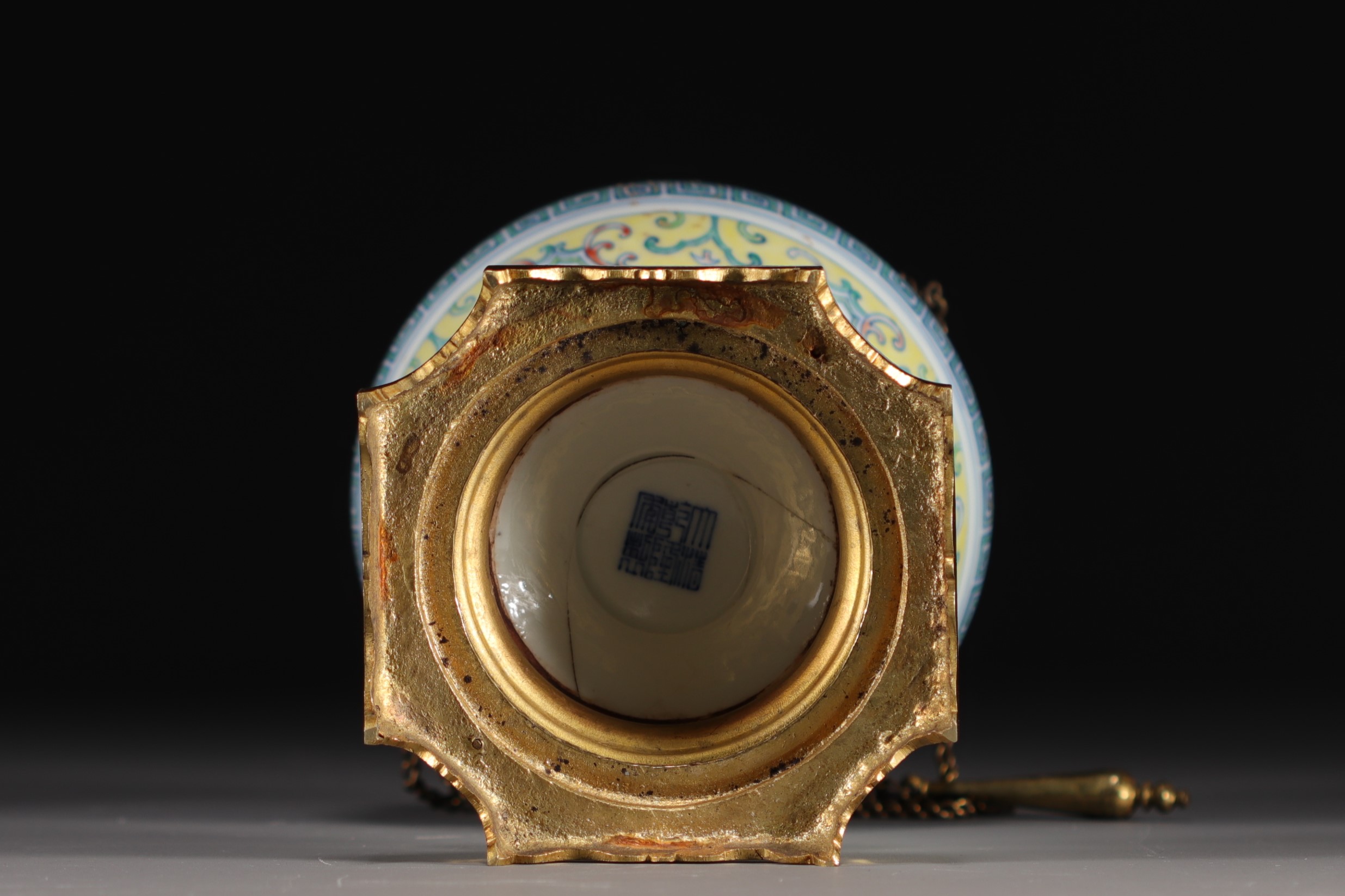 China - Ducai porcelain "Dou" covered vase, bronze mounting, Qianlong mark. - Image 4 of 9