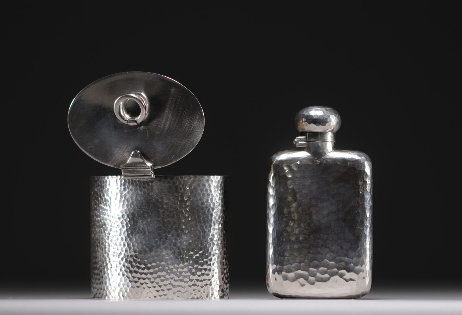 Set consisting of a silver tea flask and box, various hallmarks. - Bild 2 aus 3
