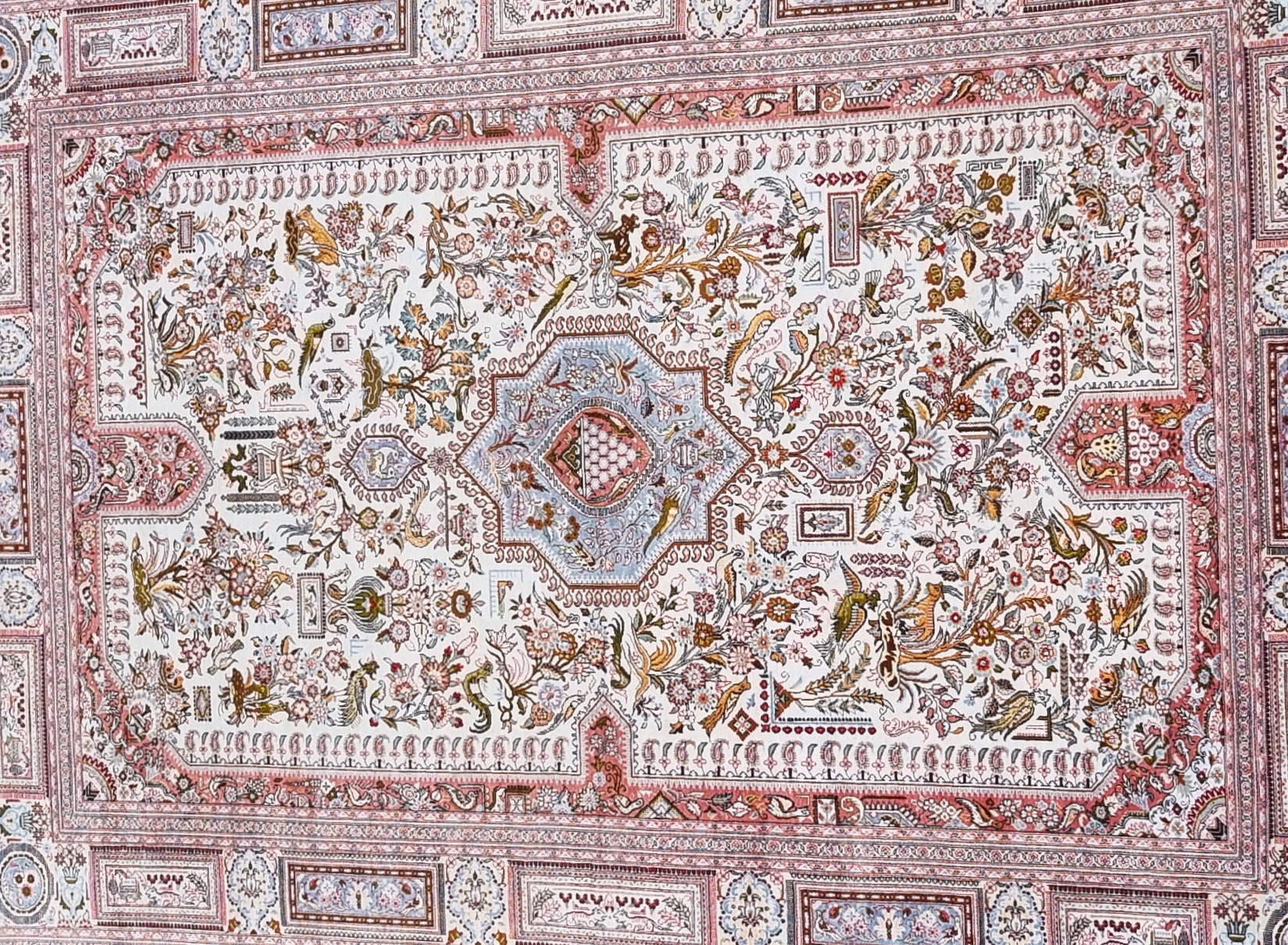 Persia/Iran - Oriental rug in red natural silk. - Image 2 of 2